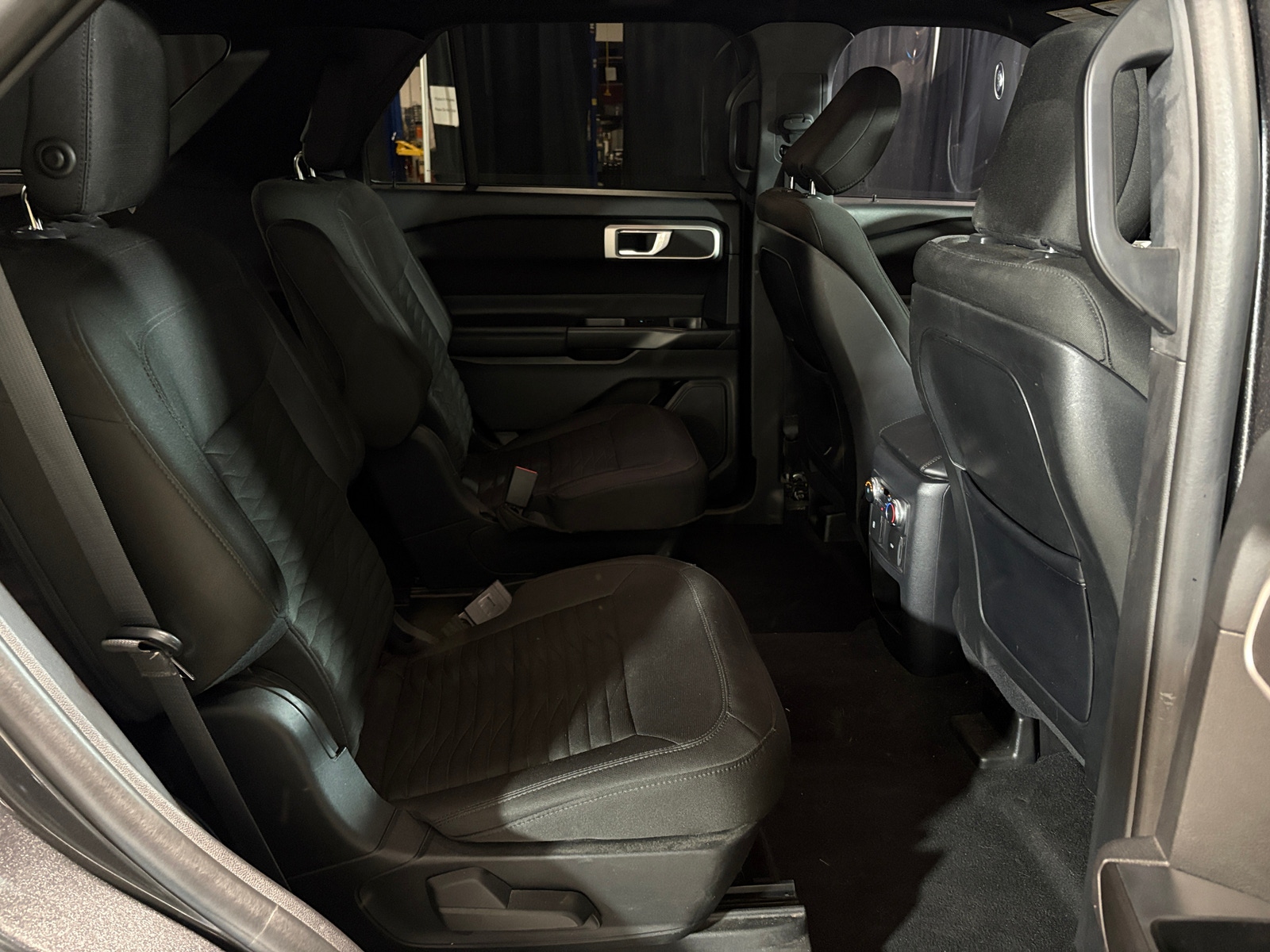 Thumbnail: 2020 Ford Explorer - 6