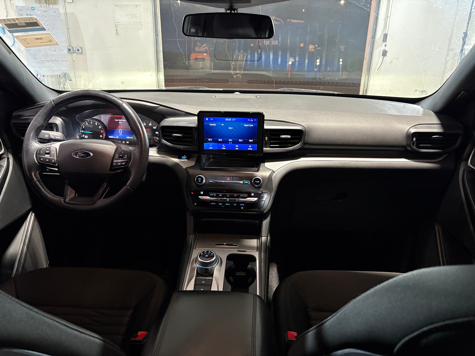 Thumbnail: 2020 Ford Explorer - 3