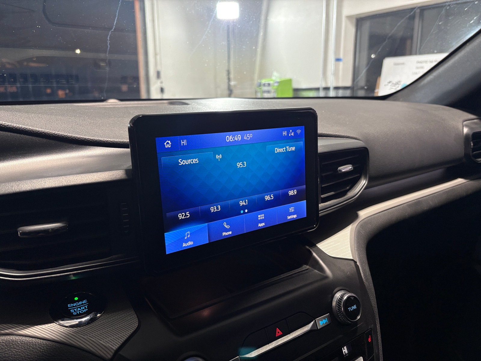 Thumbnail: 2020 Ford Explorer - 4