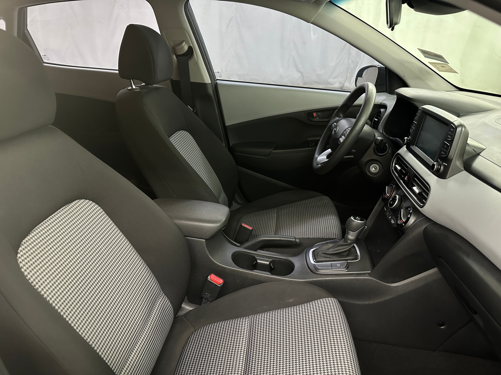 Thumbnail: 2020 Hyundai Kona - 2