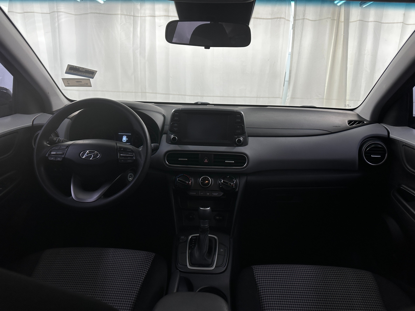 Thumbnail: 2020 Hyundai Kona - 3