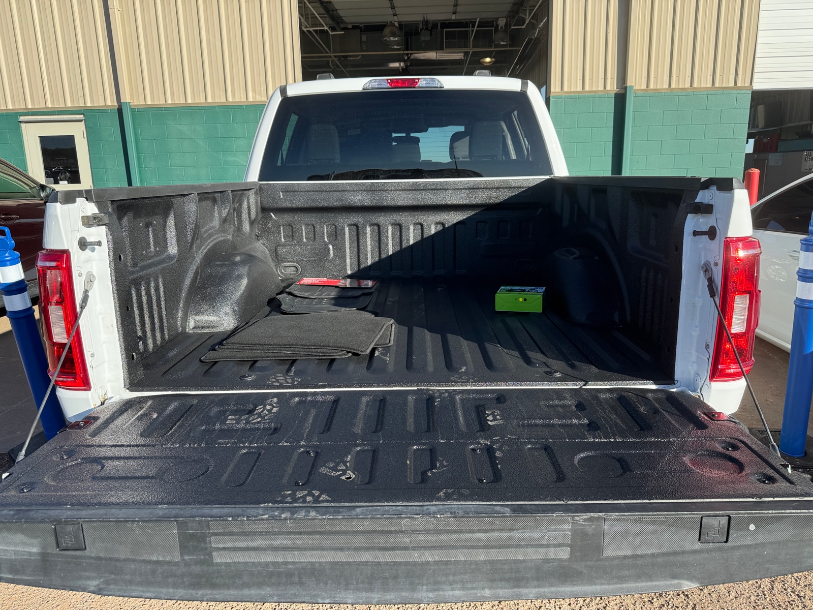 Thumbnail: 2023 Ford Econoline - 7