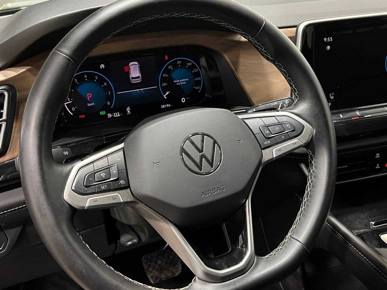 Thumbnail: 2025 Volkswagen Atlas - 4