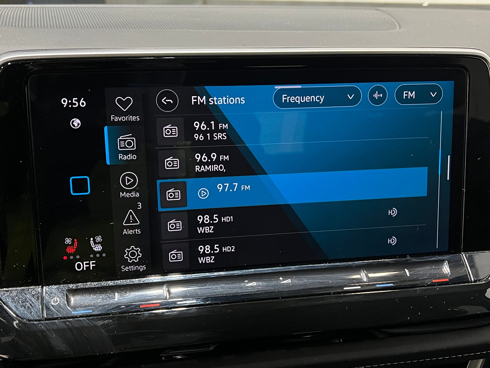 Thumbnail: 2025 Volkswagen Atlas - 3