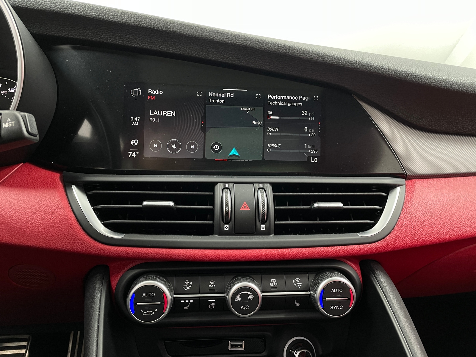 Thumbnail: 2020 Alfa Romeo Giulia - 3