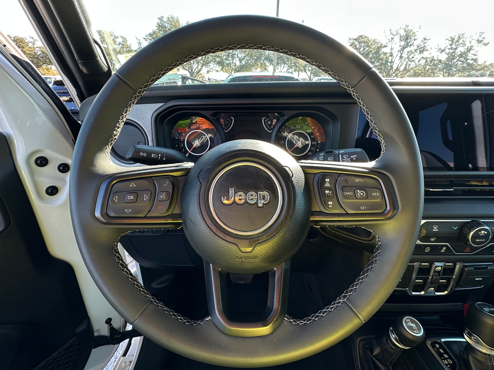 Thumbnail: 2025 Jeep Wrangler - 5