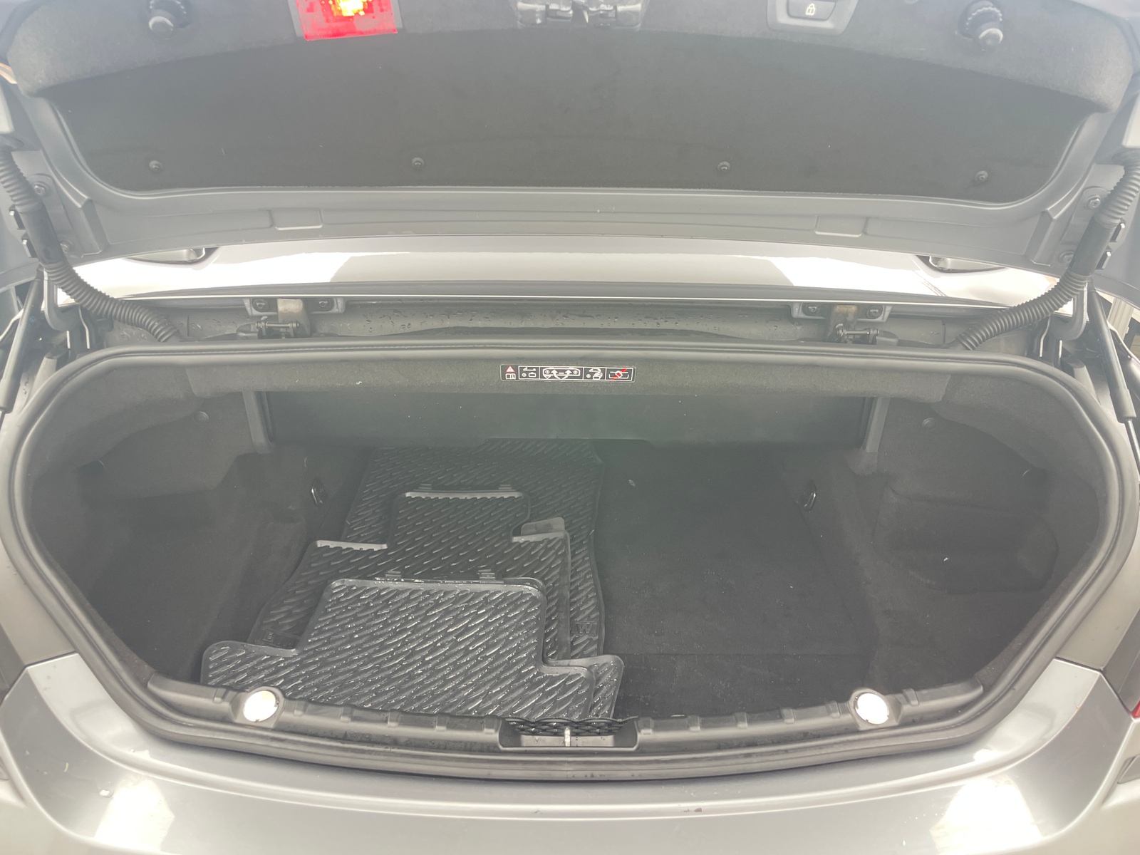 Thumbnail: 2016 BMW M6 - 6