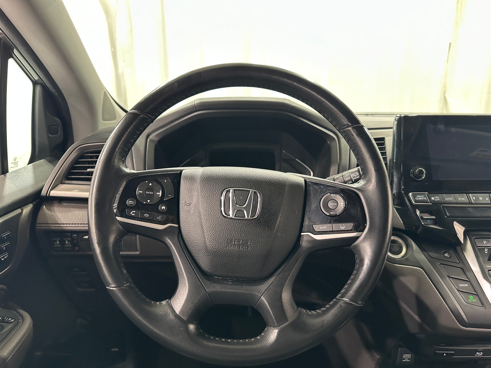 Thumbnail: 2018 Honda Odyssey - 4