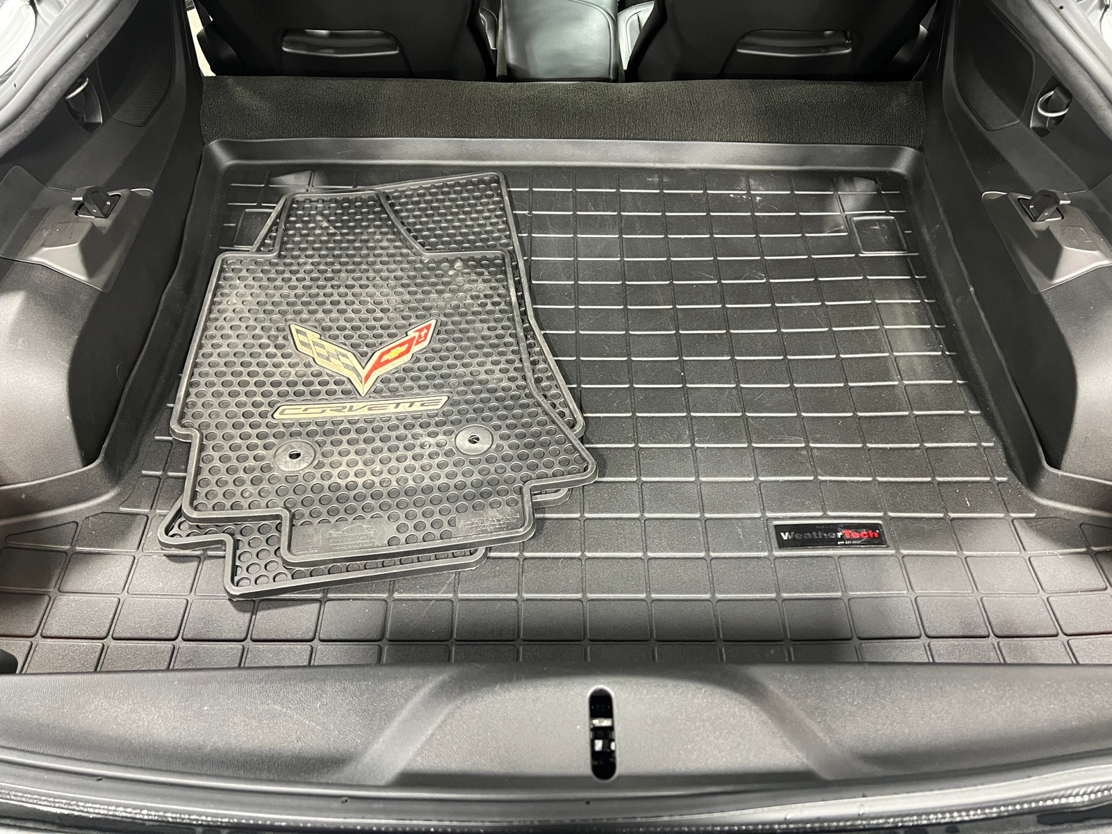 Thumbnail: 2015 Chevrolet Corvette - 4