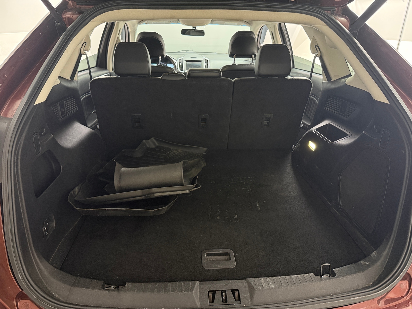 Thumbnail: 2015 Ford Edge - 6