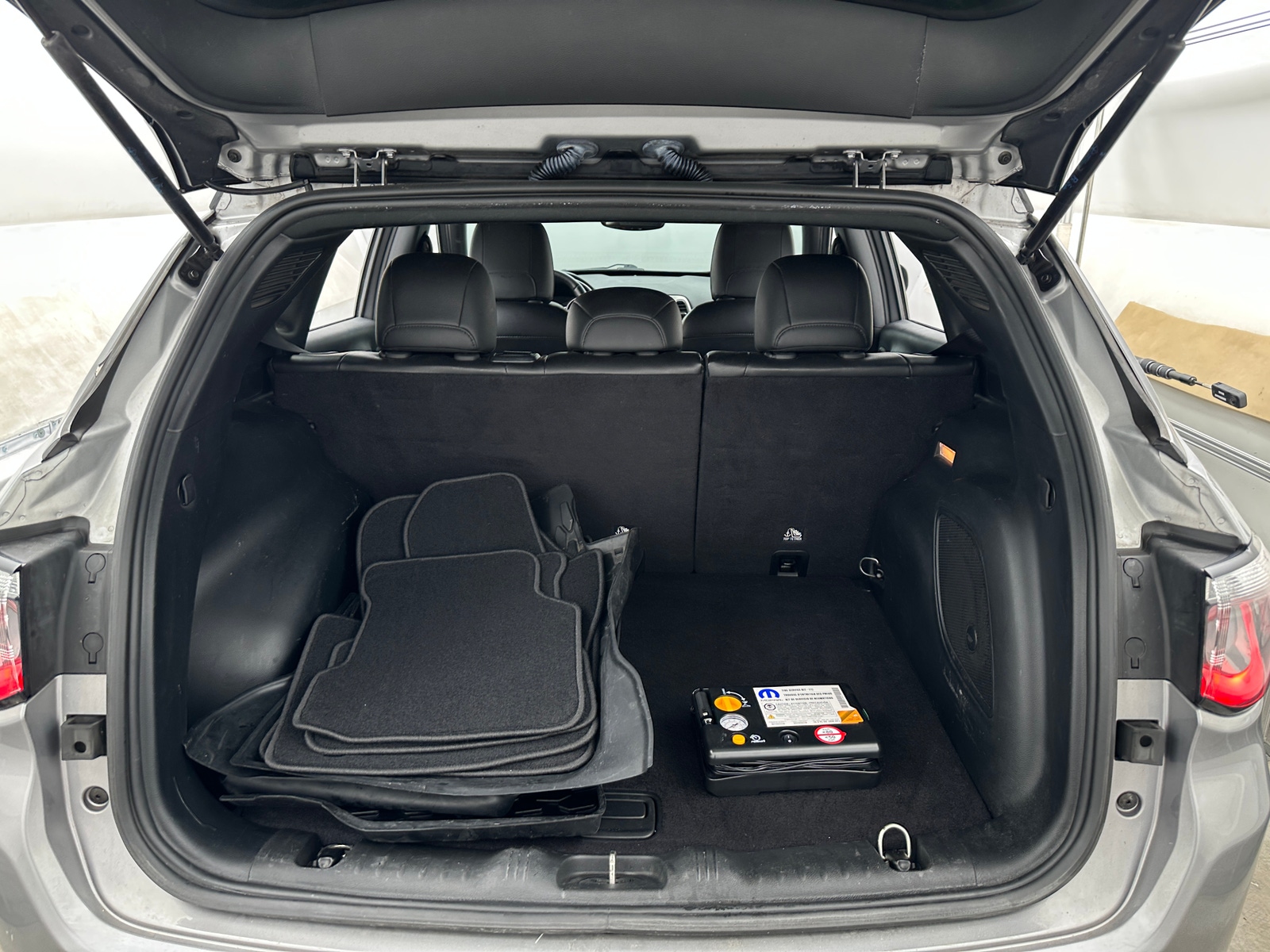 Thumbnail: 2020 Jeep Compass - 6