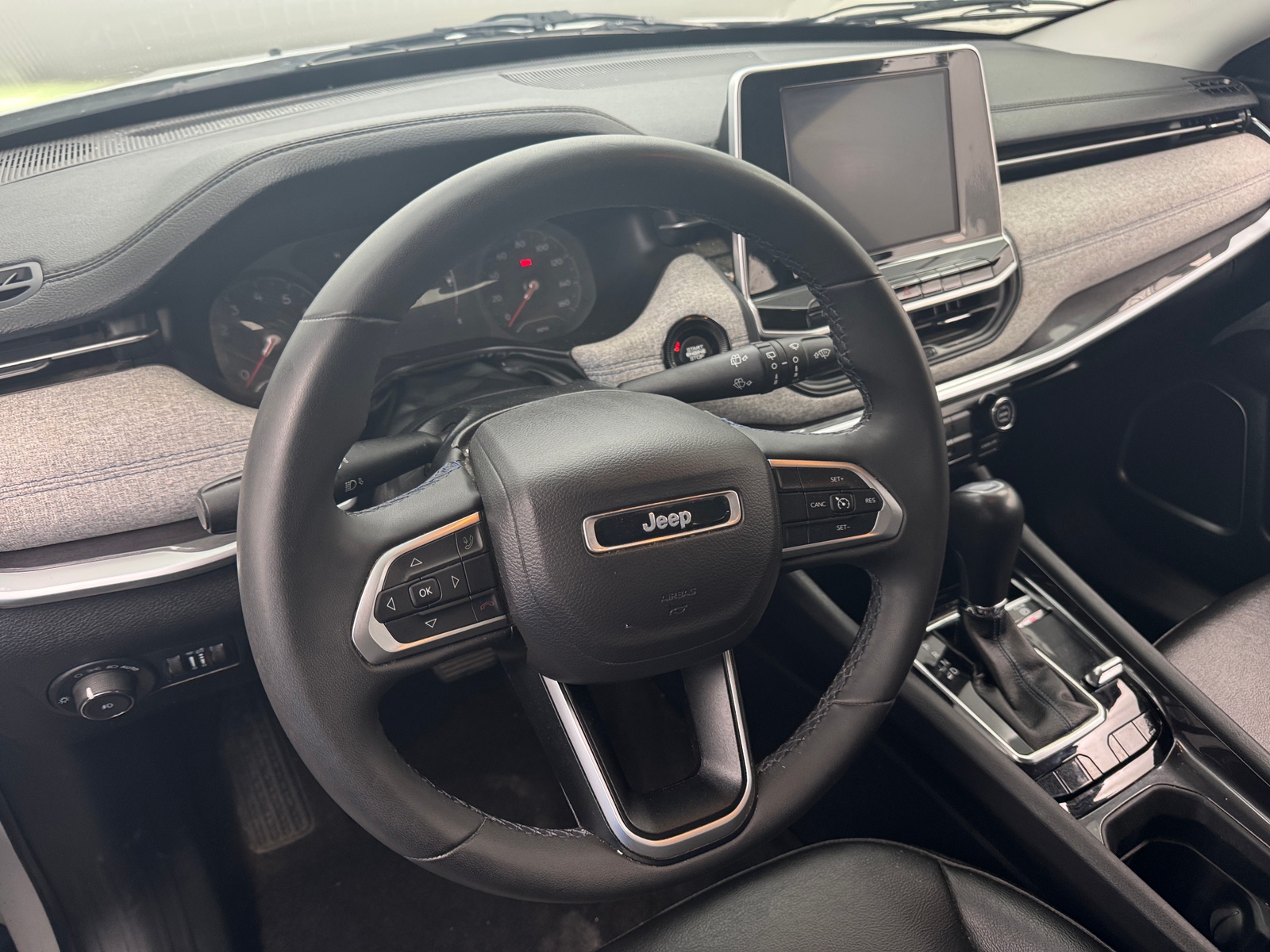 Thumbnail: 2022 Jeep Compass - 4