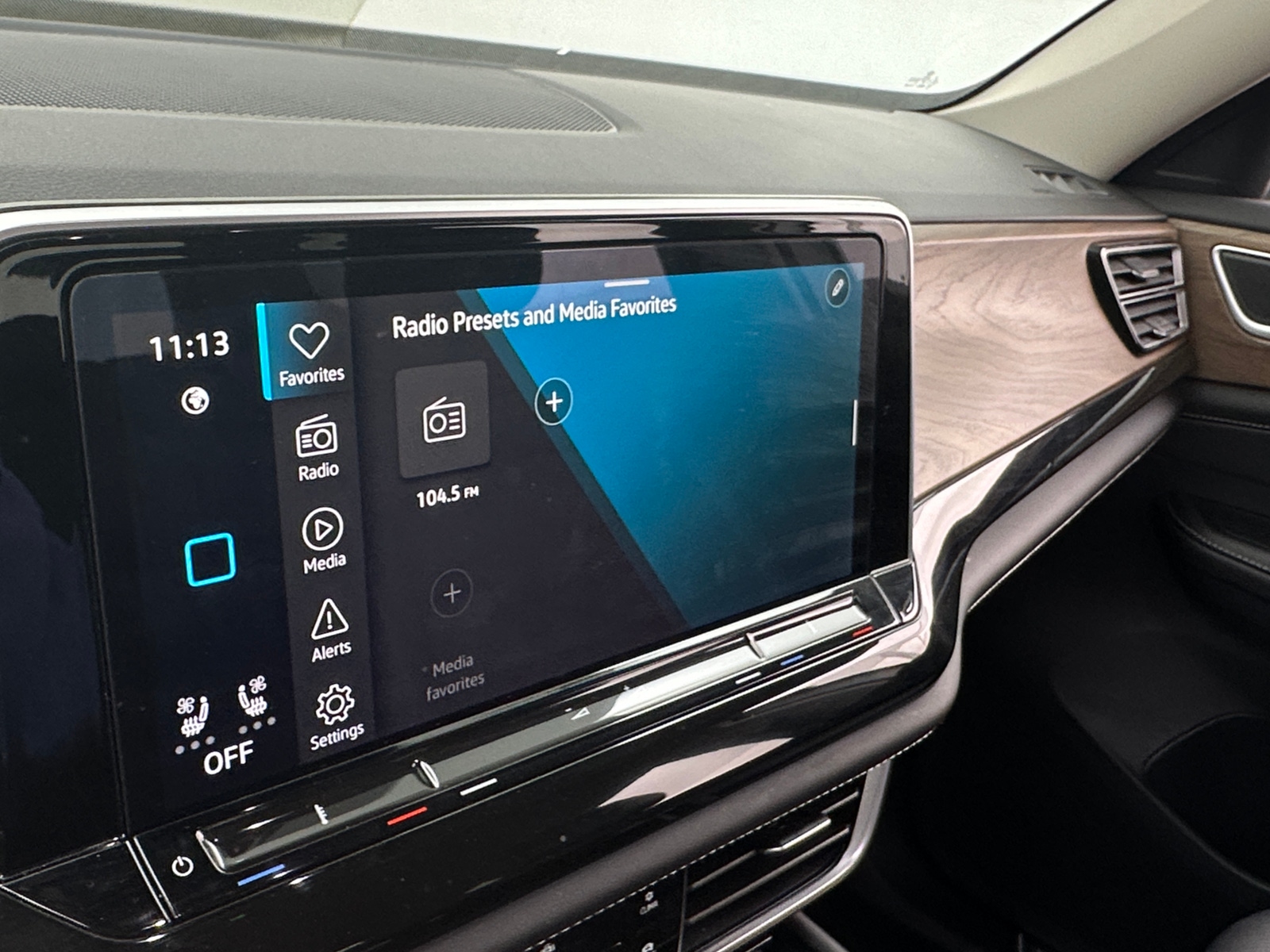 Thumbnail: 2025 Volkswagen Atlas - 3