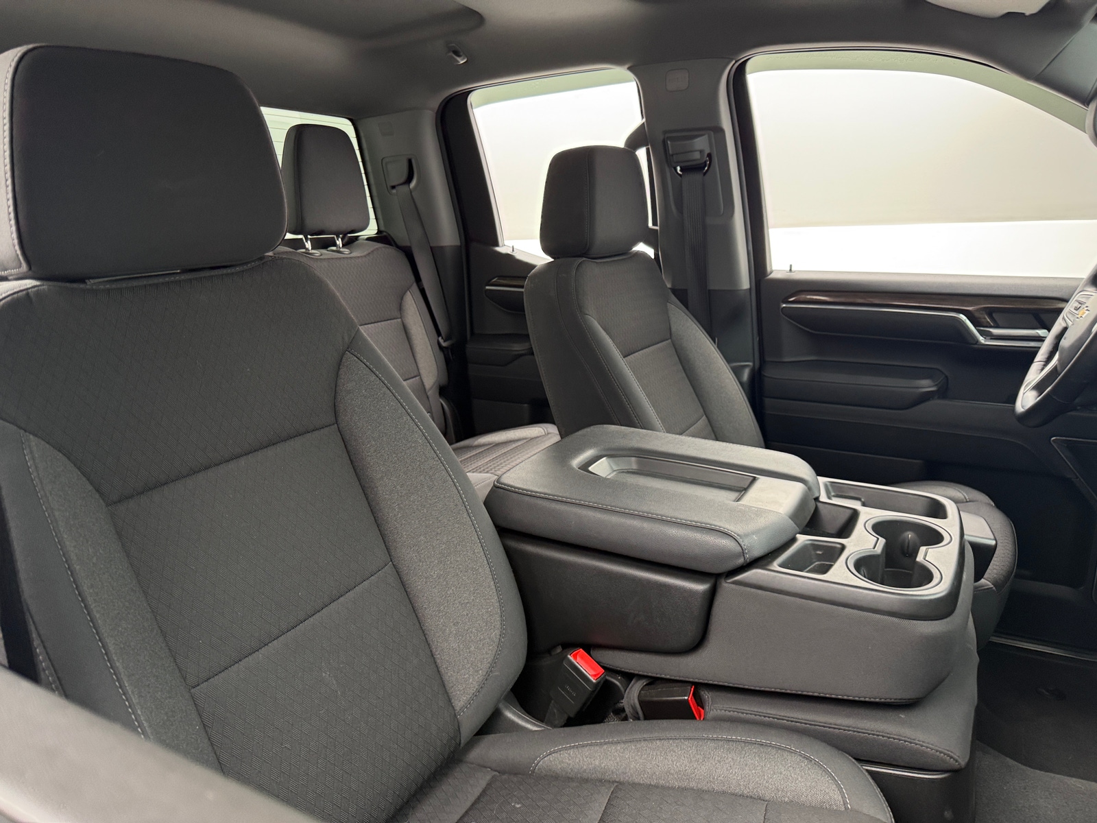 Thumbnail: 2024 Chevrolet Silverado 1500 - 2