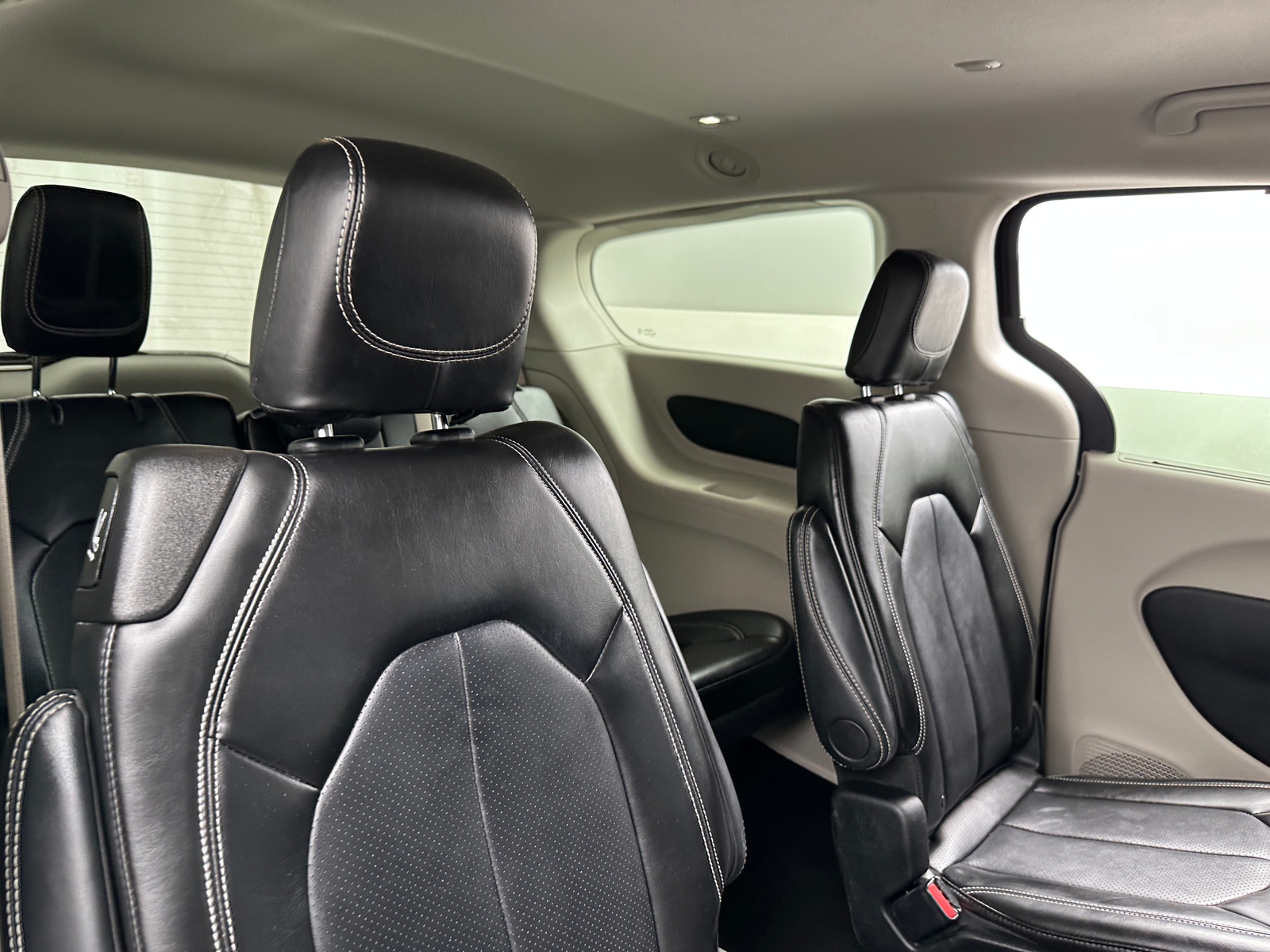 Thumbnail: 2024 Chrysler Pacifica - 5