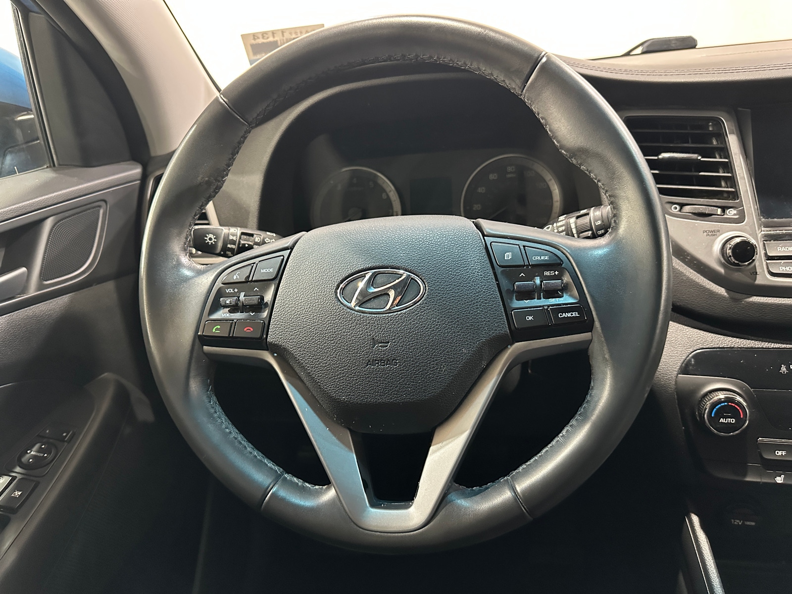 Thumbnail: 2017 Hyundai Tucson - 4