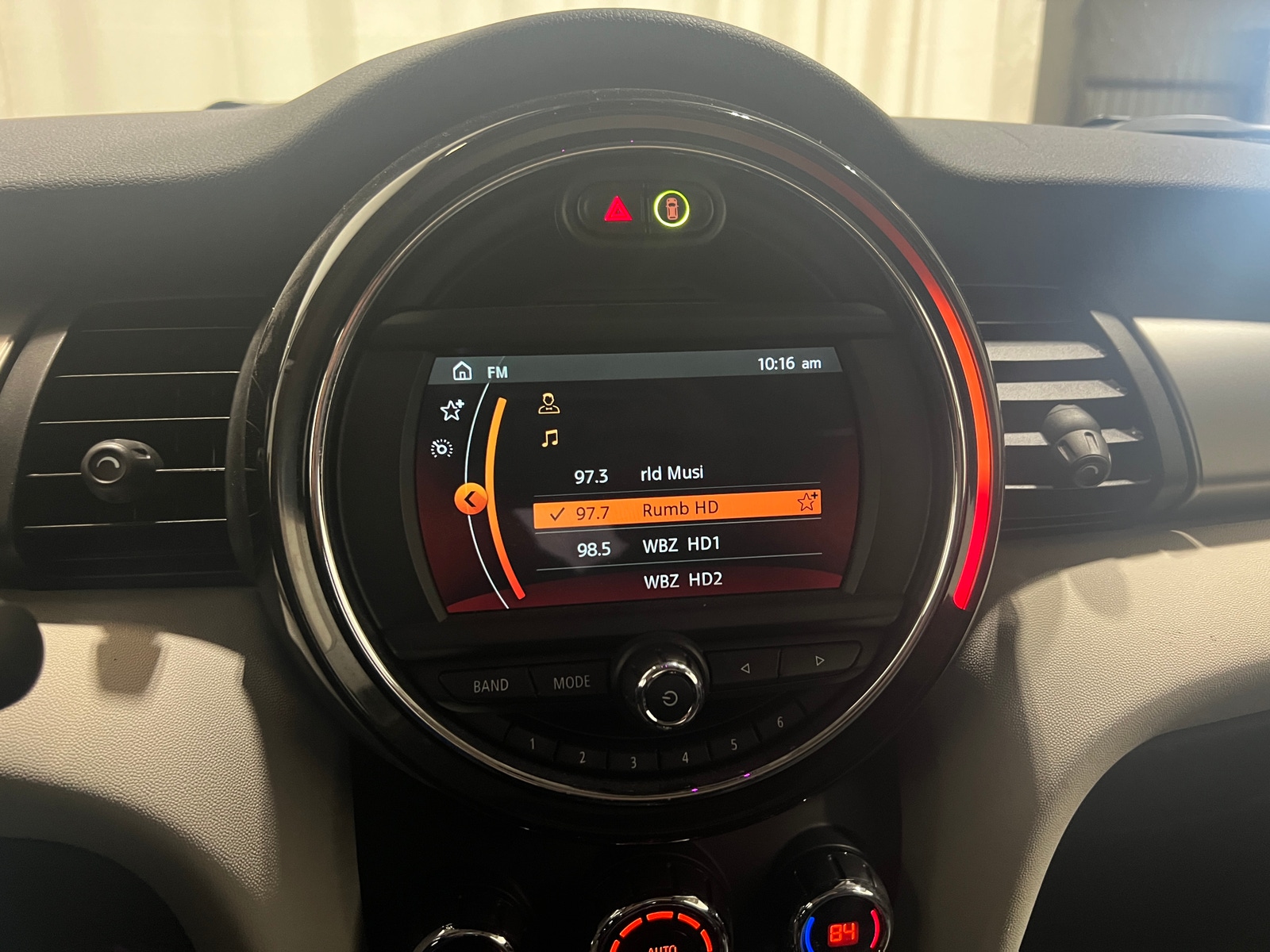 Thumbnail: 2021 MINI Cooper Hardtop - 3