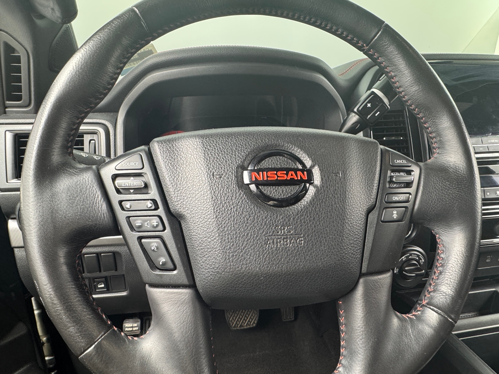 Thumbnail: 2020 Nissan Titan - 4