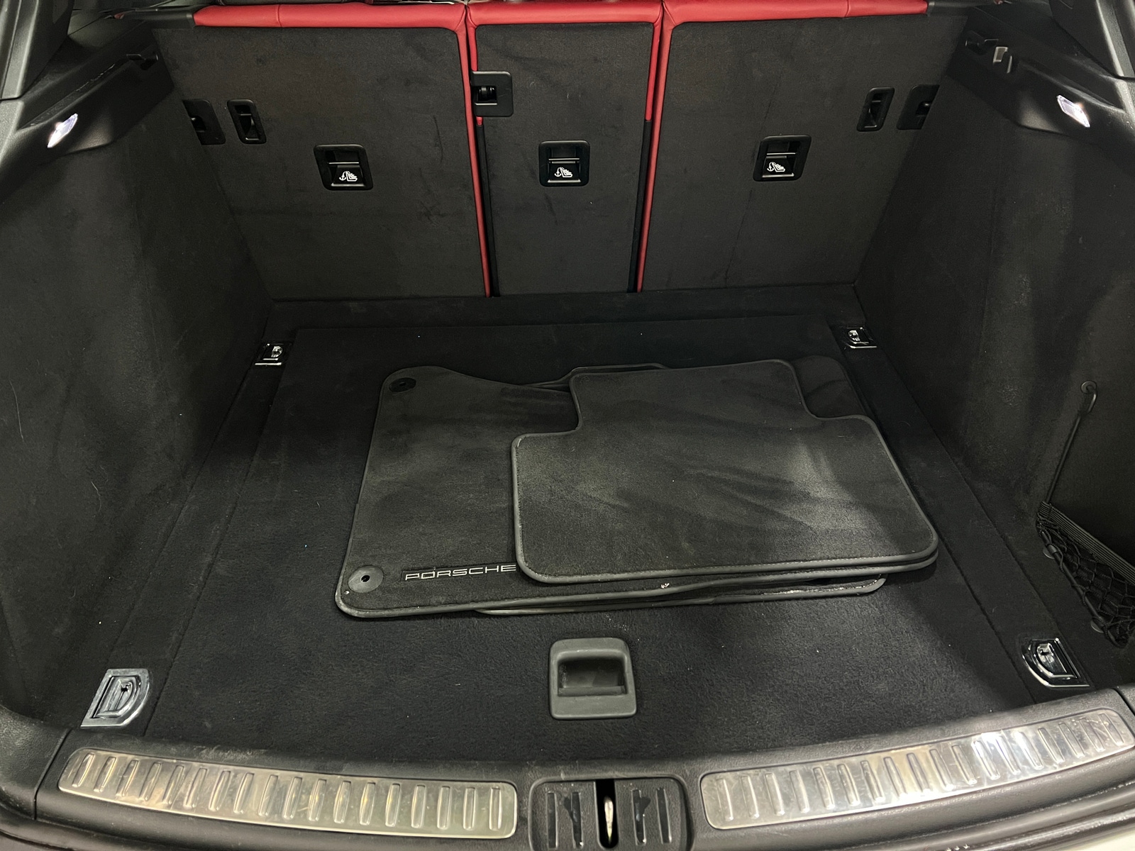 Thumbnail: 2017 Porsche Macan - 6