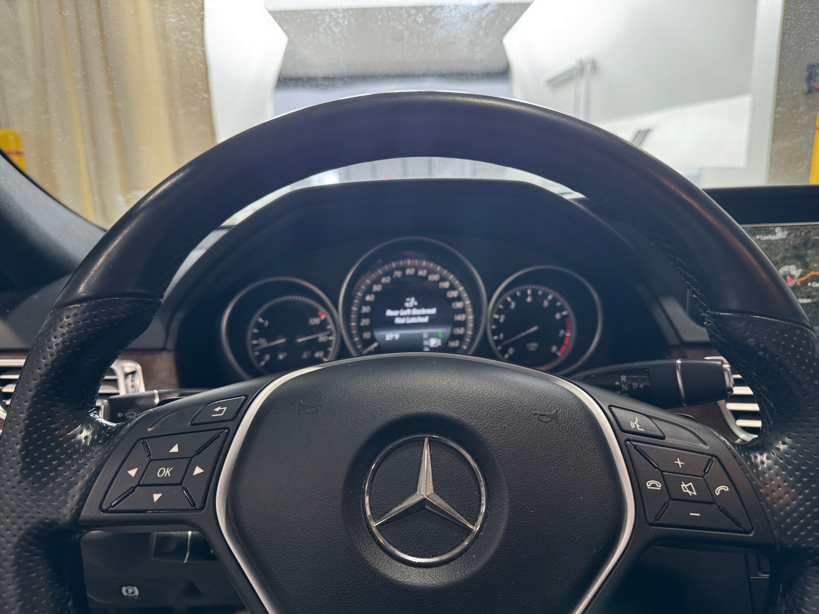 Thumbnail: 2016 Mercedes-Benz E-Class - 5