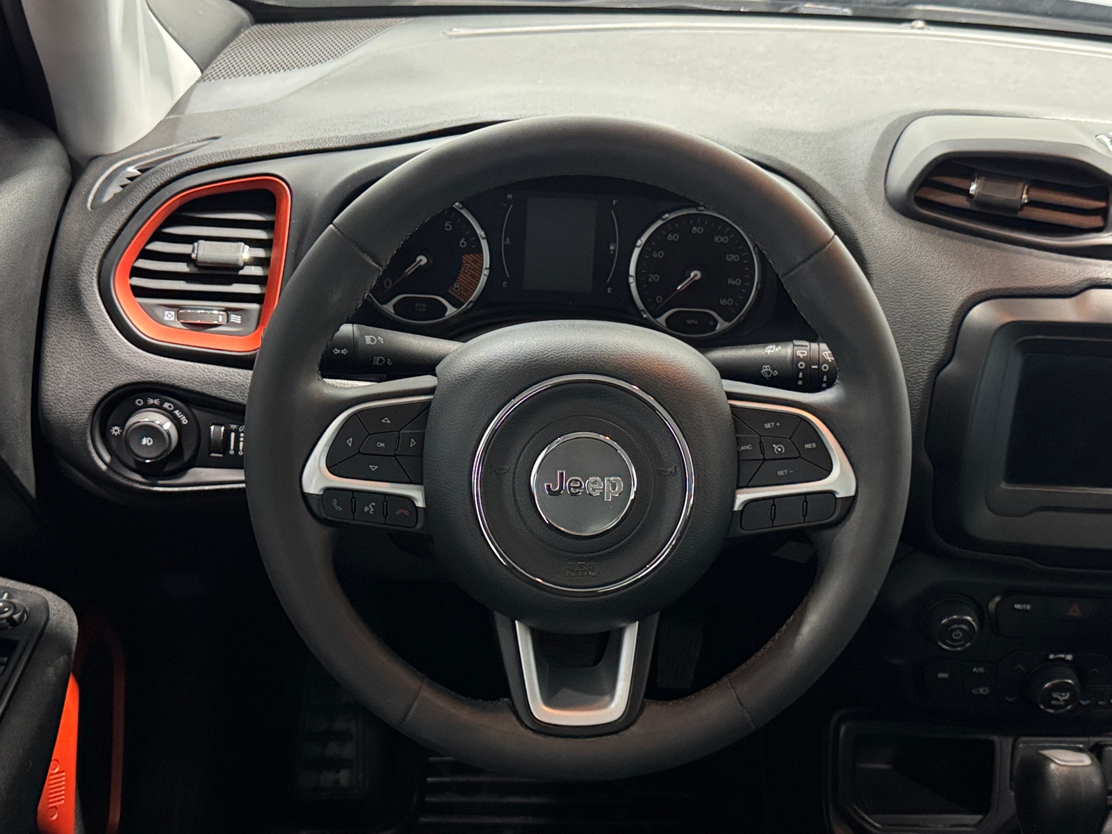 Thumbnail: 2020 Jeep Renegade - 5