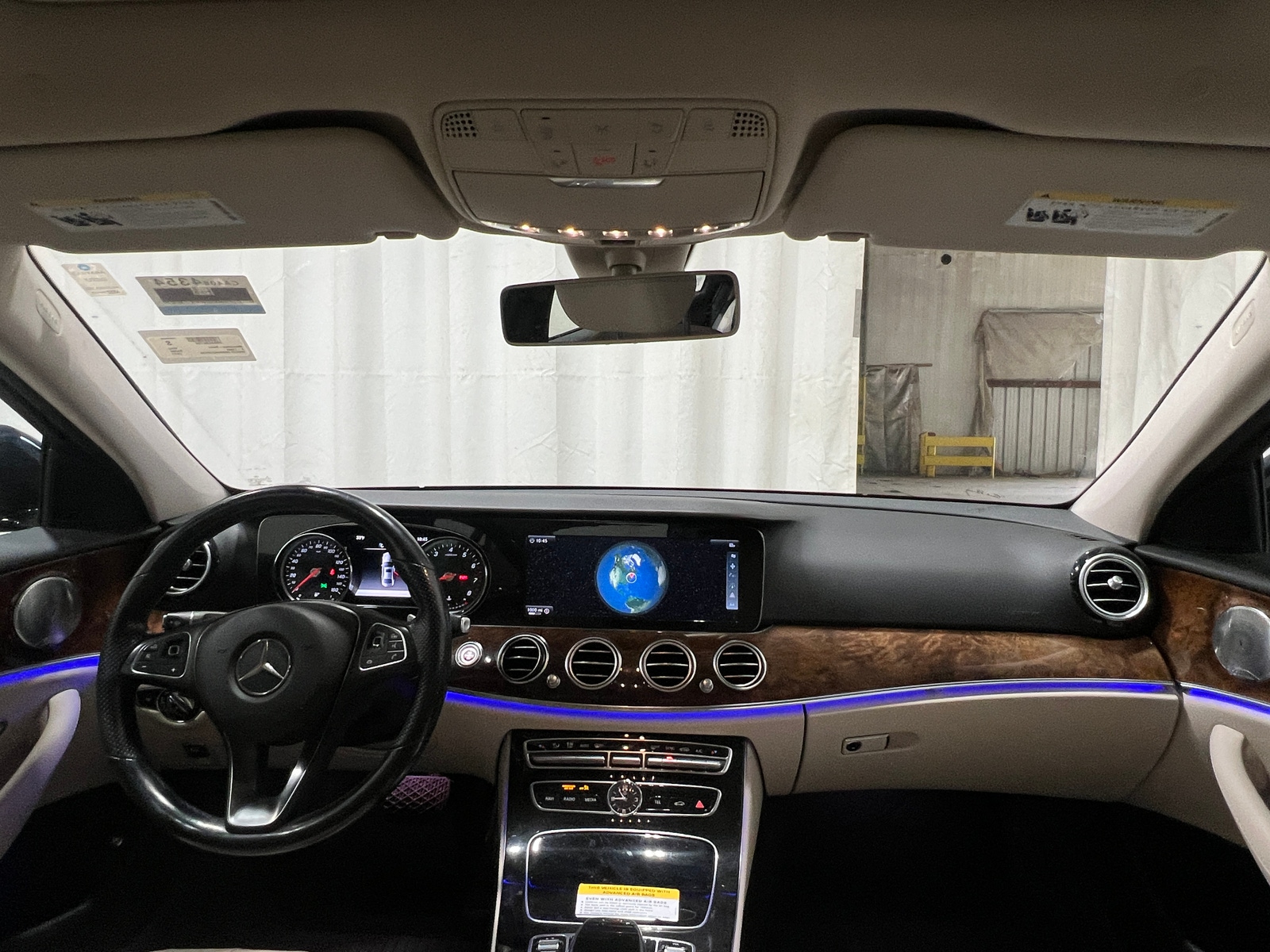 Thumbnail: 2017 Mercedes-Benz E-Class - 2