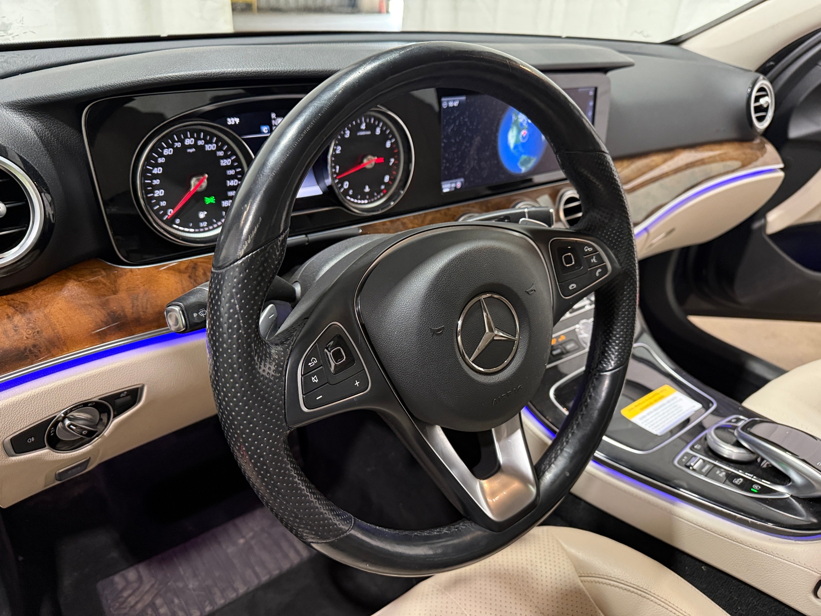 Thumbnail: 2017 Mercedes-Benz E-Class - 3