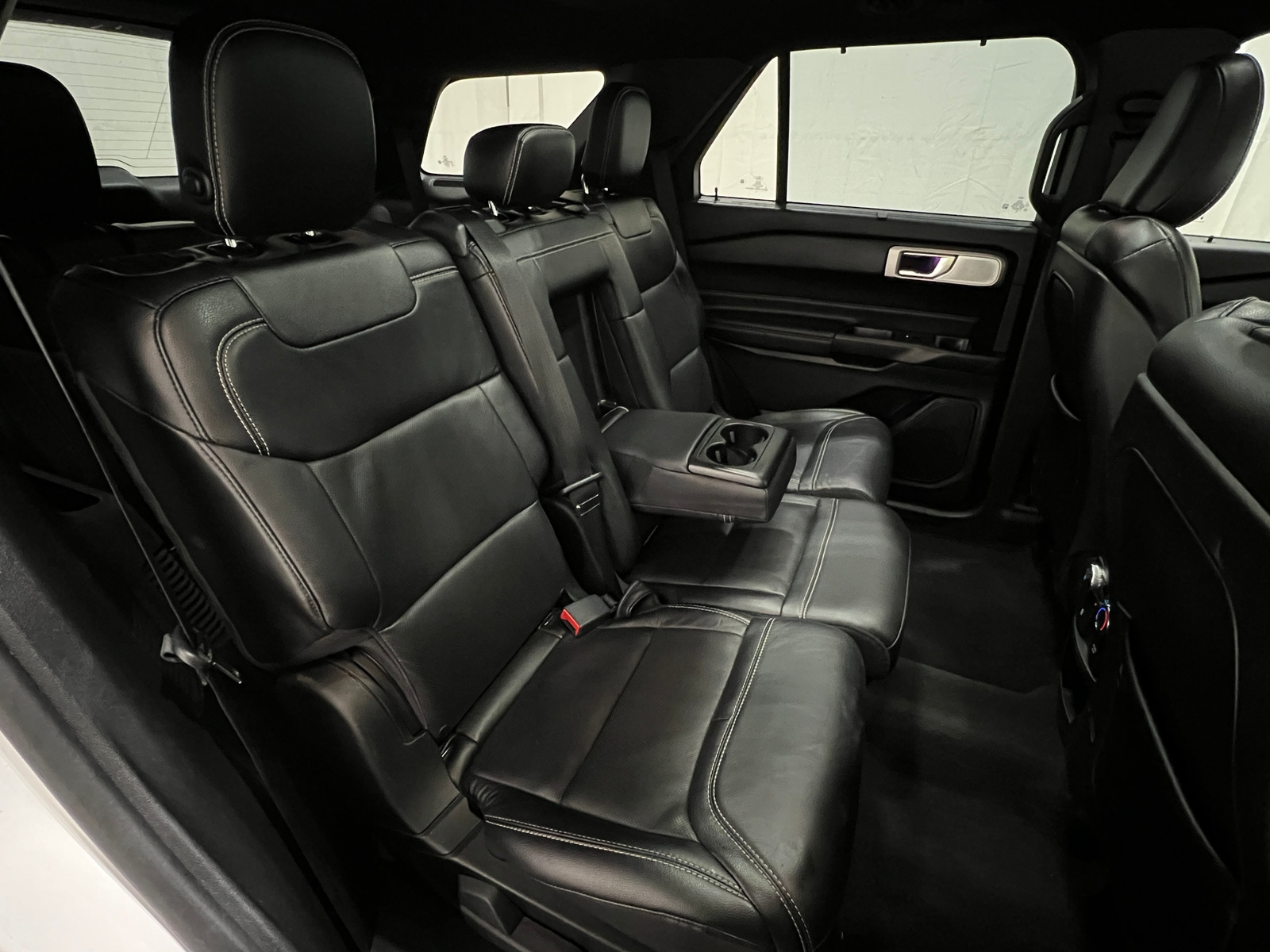 Thumbnail: 2020 Ford Explorer - 5