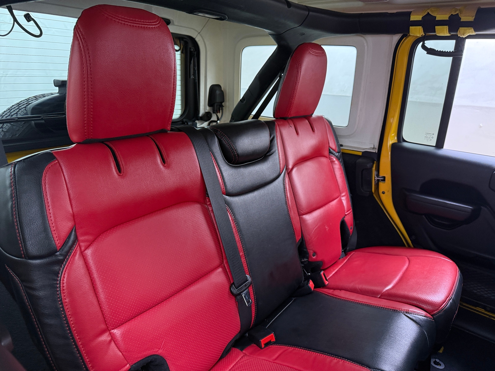 Thumbnail: 2019 Jeep Wrangler - 6