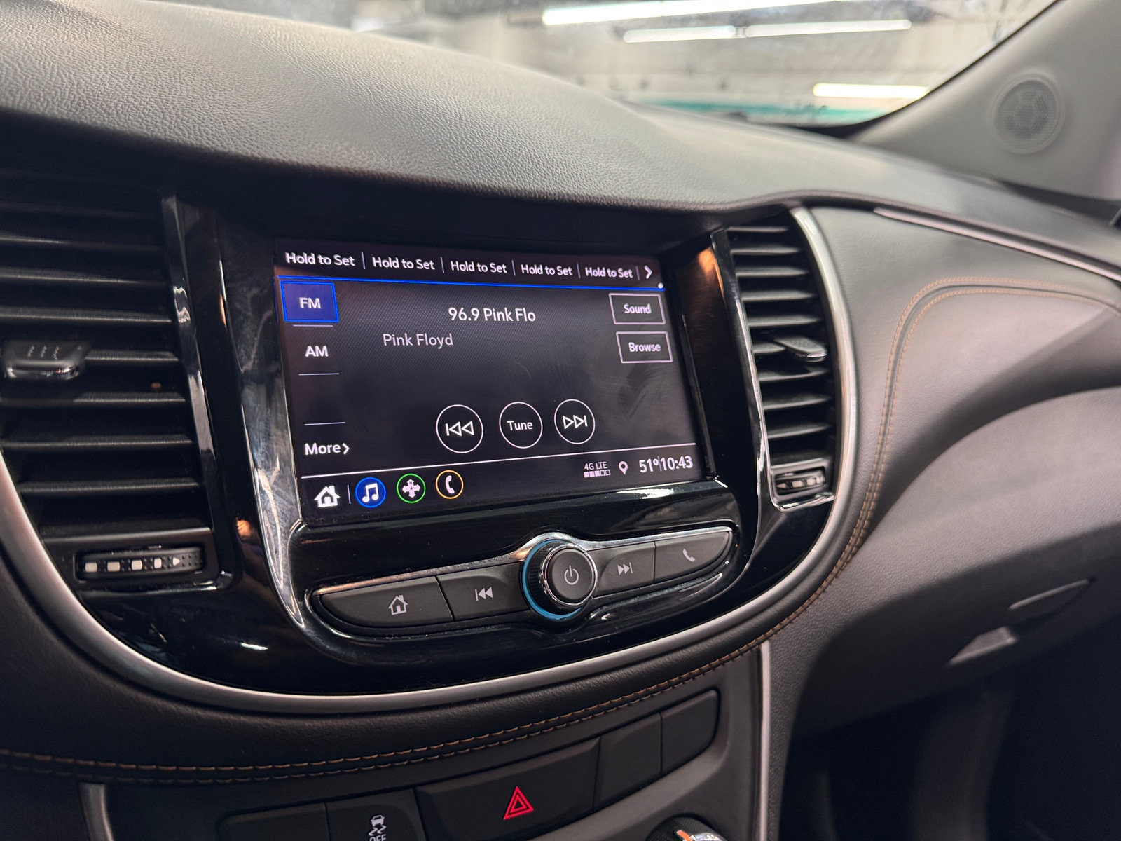 Thumbnail: 2020 Chevrolet Trax - 4