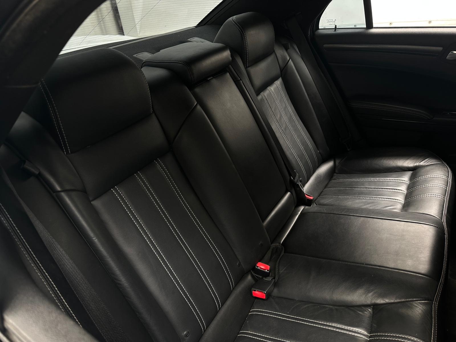 Thumbnail: 2015 Chrysler 300 - 5