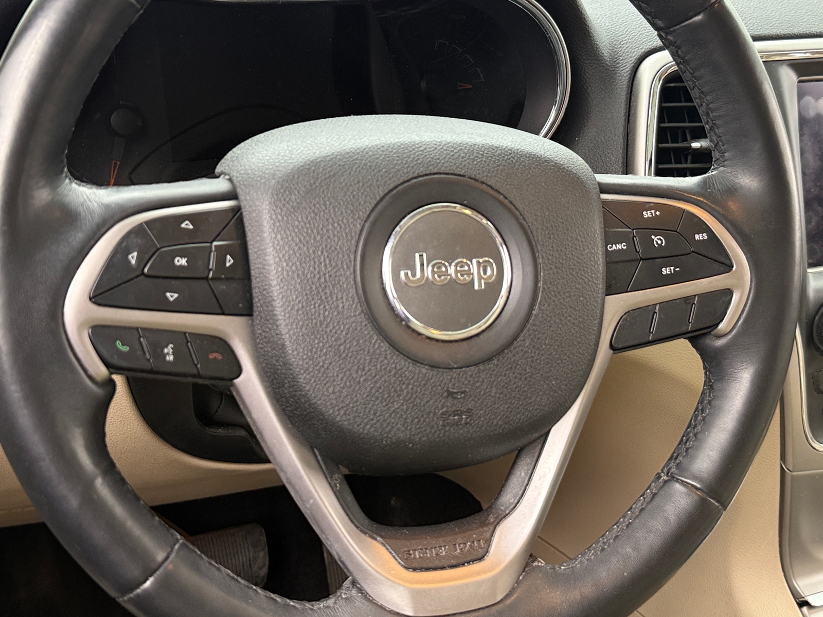 Thumbnail: 2018 Jeep Grand Cherokee - 4