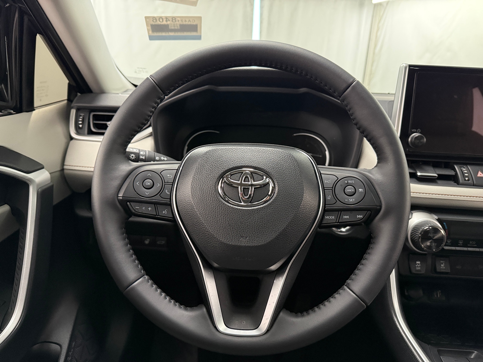 Thumbnail: 2025 Toyota RAV4 - 4