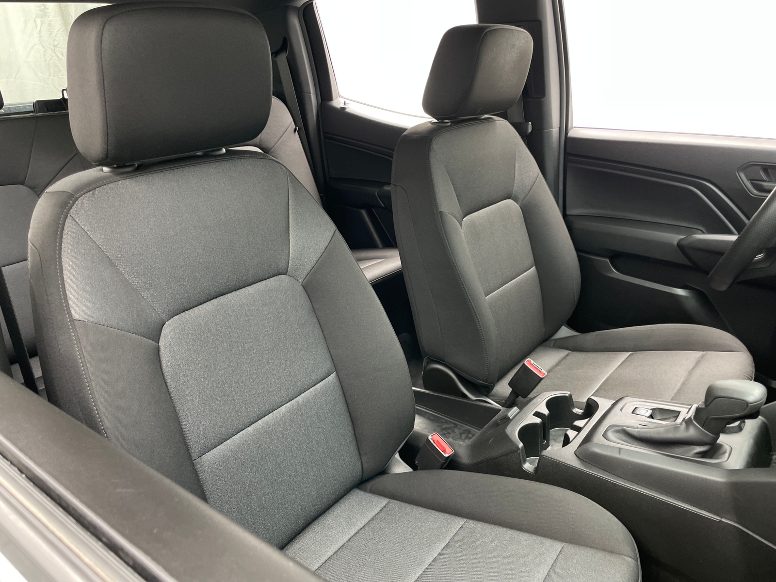 Thumbnail: 2024 Chevrolet Colorado - 2