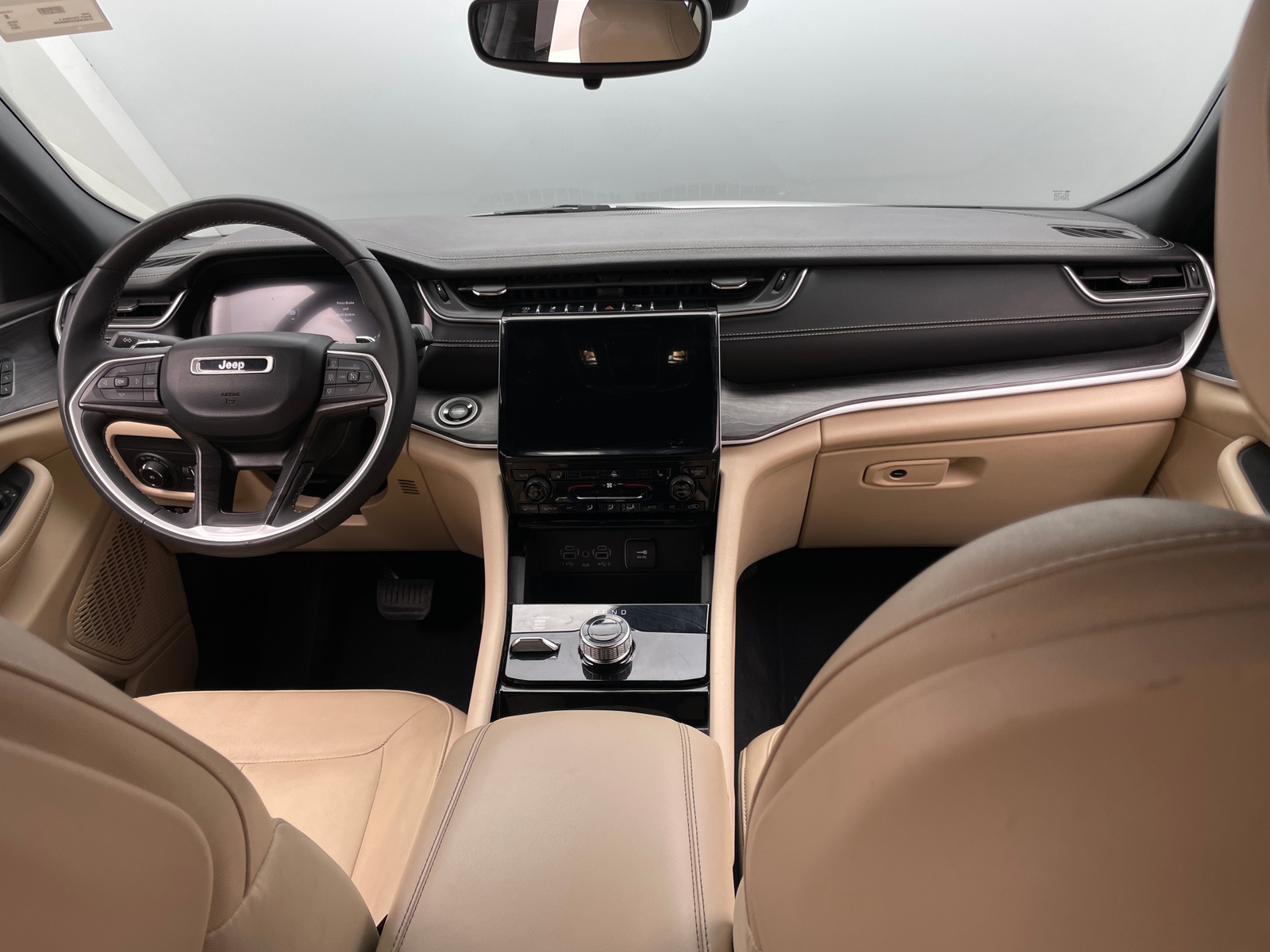 Thumbnail: 2023 Jeep Grand Cherokee L - 2