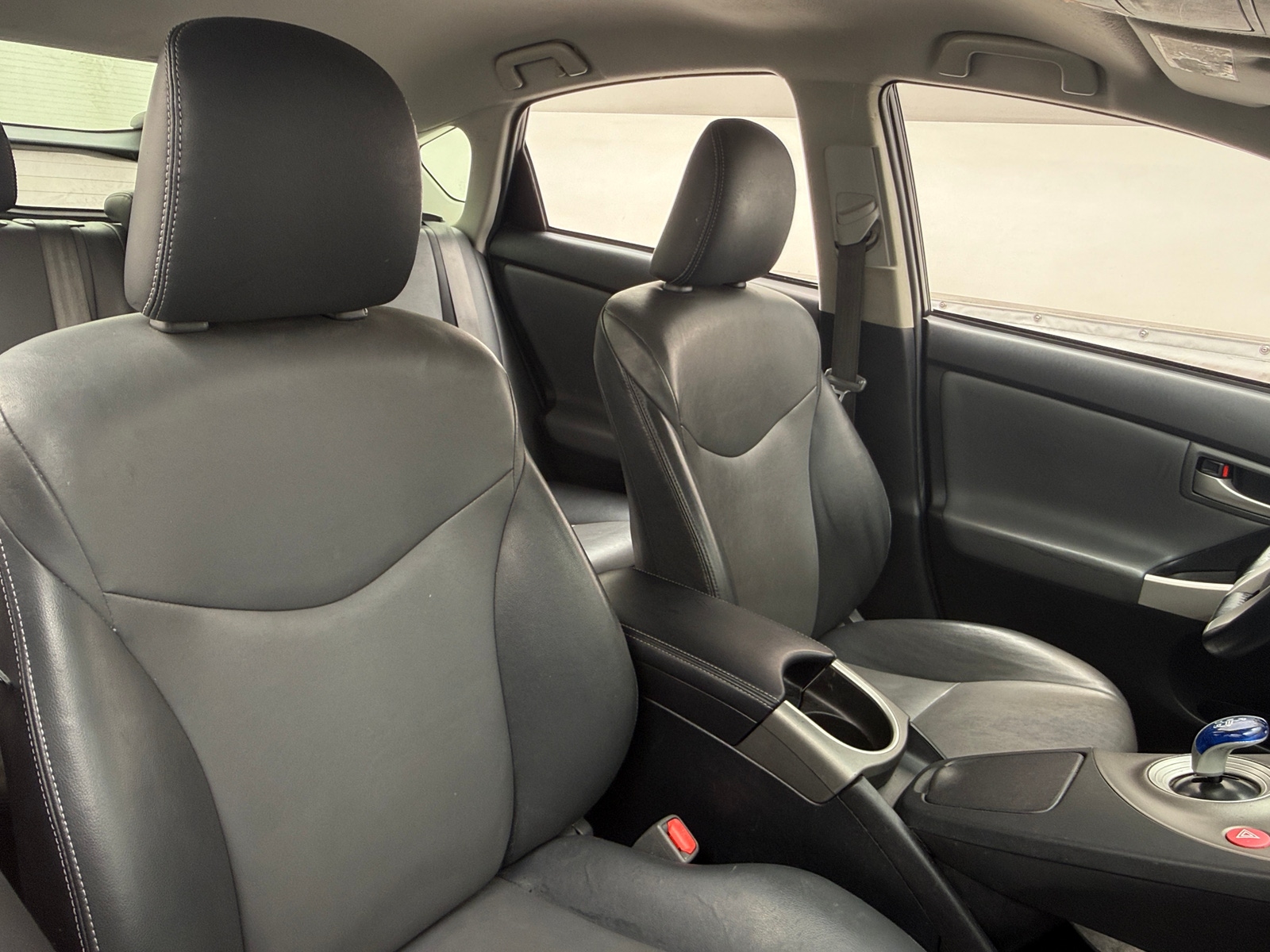 Thumbnail: 2015 Toyota Prius - 2