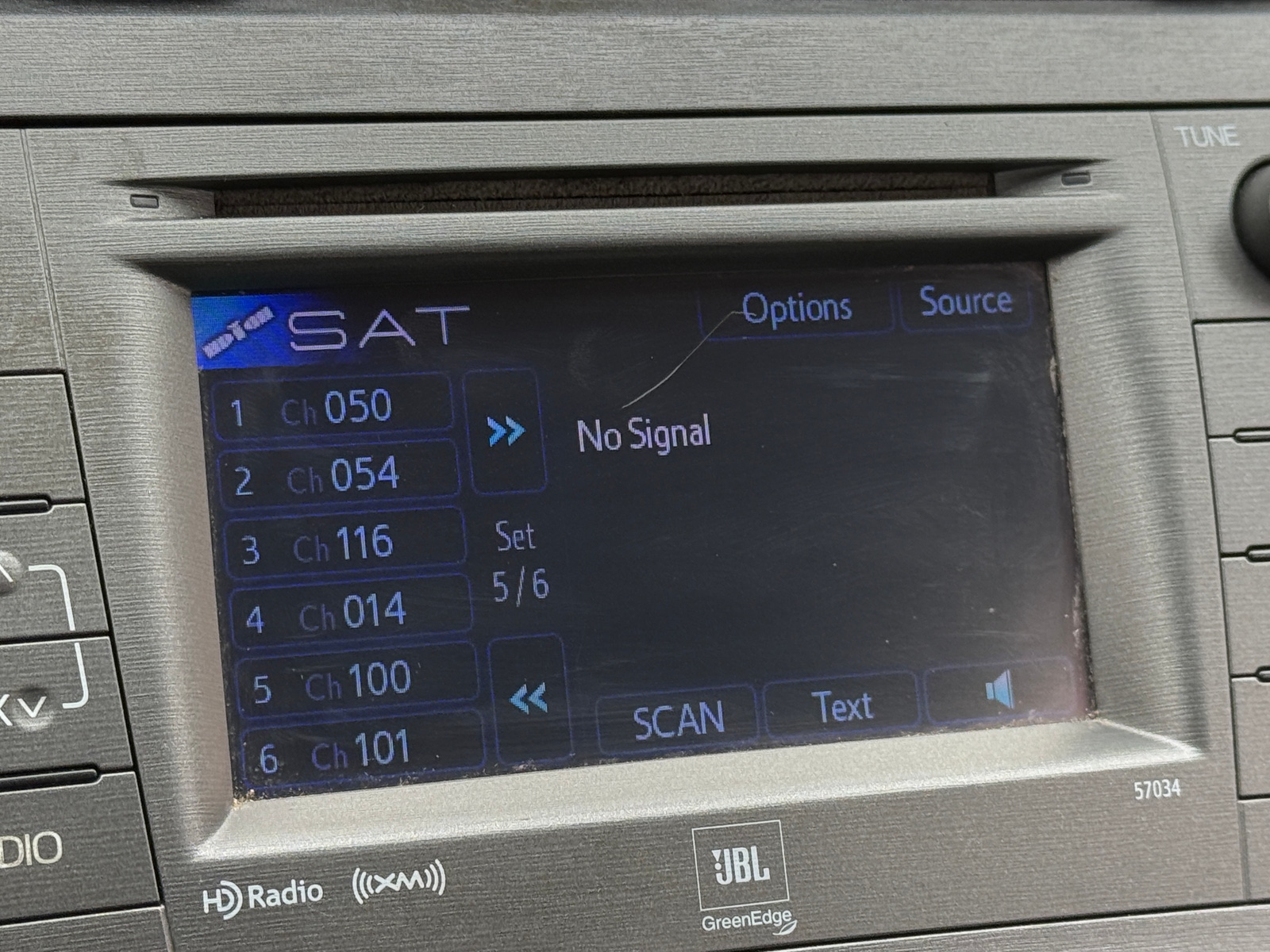 Thumbnail: 2015 Toyota Prius - 4