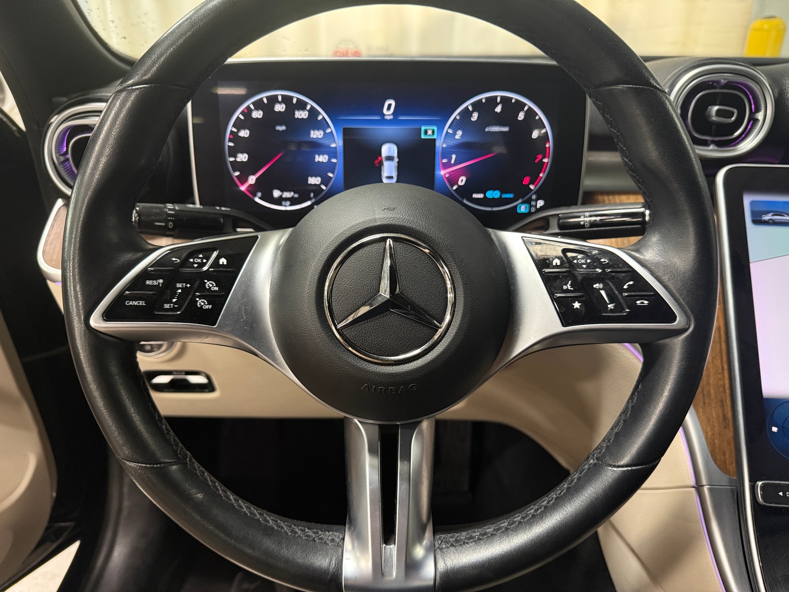 Thumbnail: 2022 Mercedes-Benz C-Class - 4