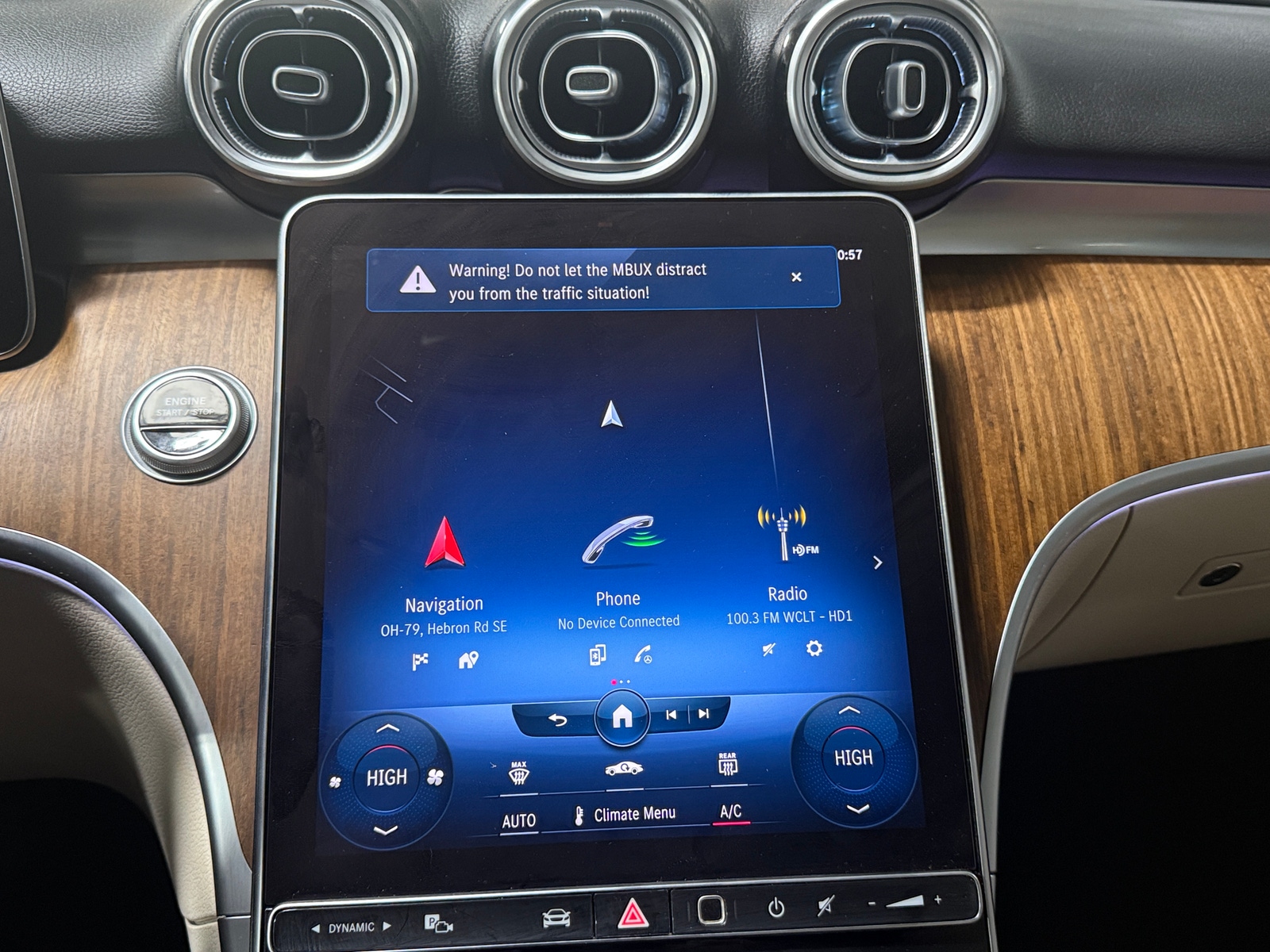 Thumbnail: 2022 Mercedes-Benz C-Class - 3