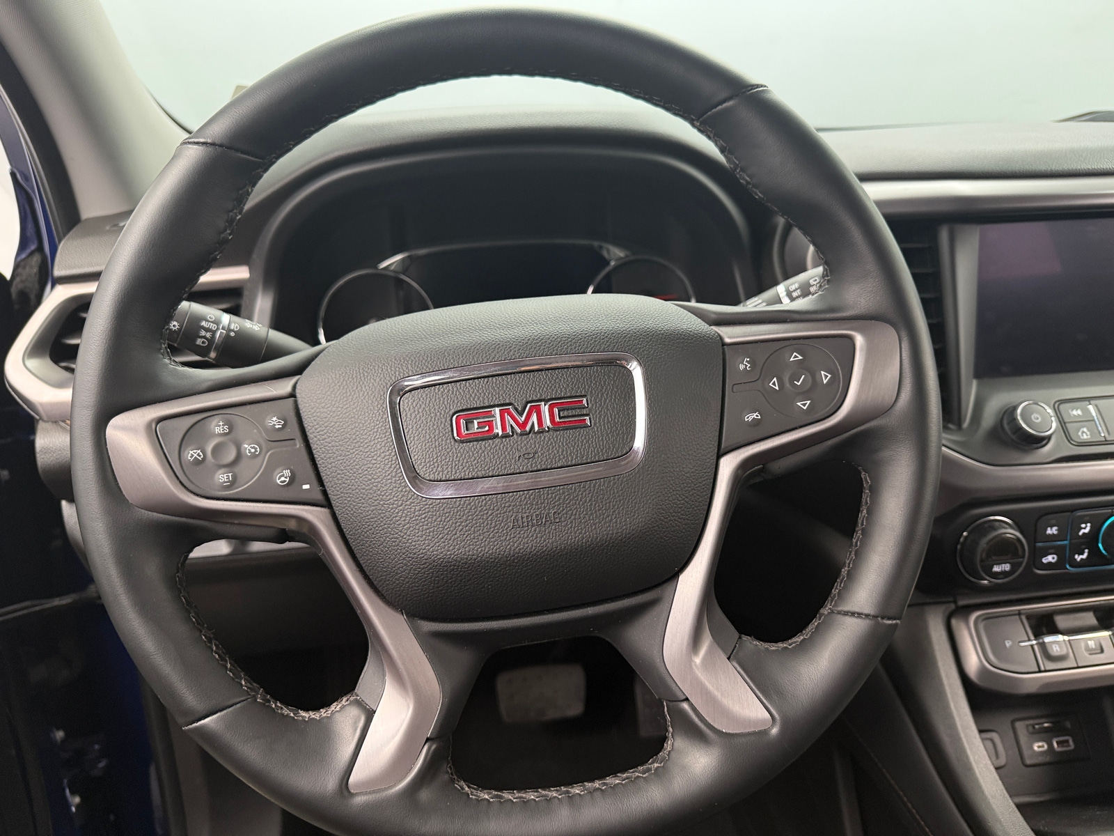 Thumbnail: 2023 GMC Acadia - 5