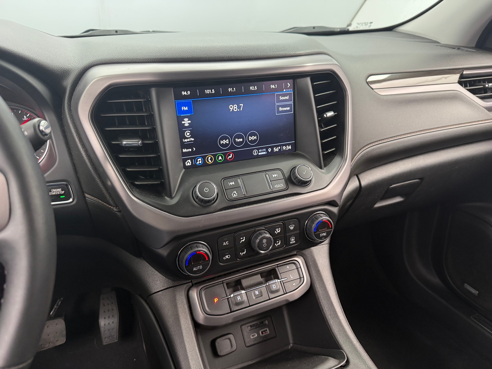 Thumbnail: 2023 GMC Acadia - 4