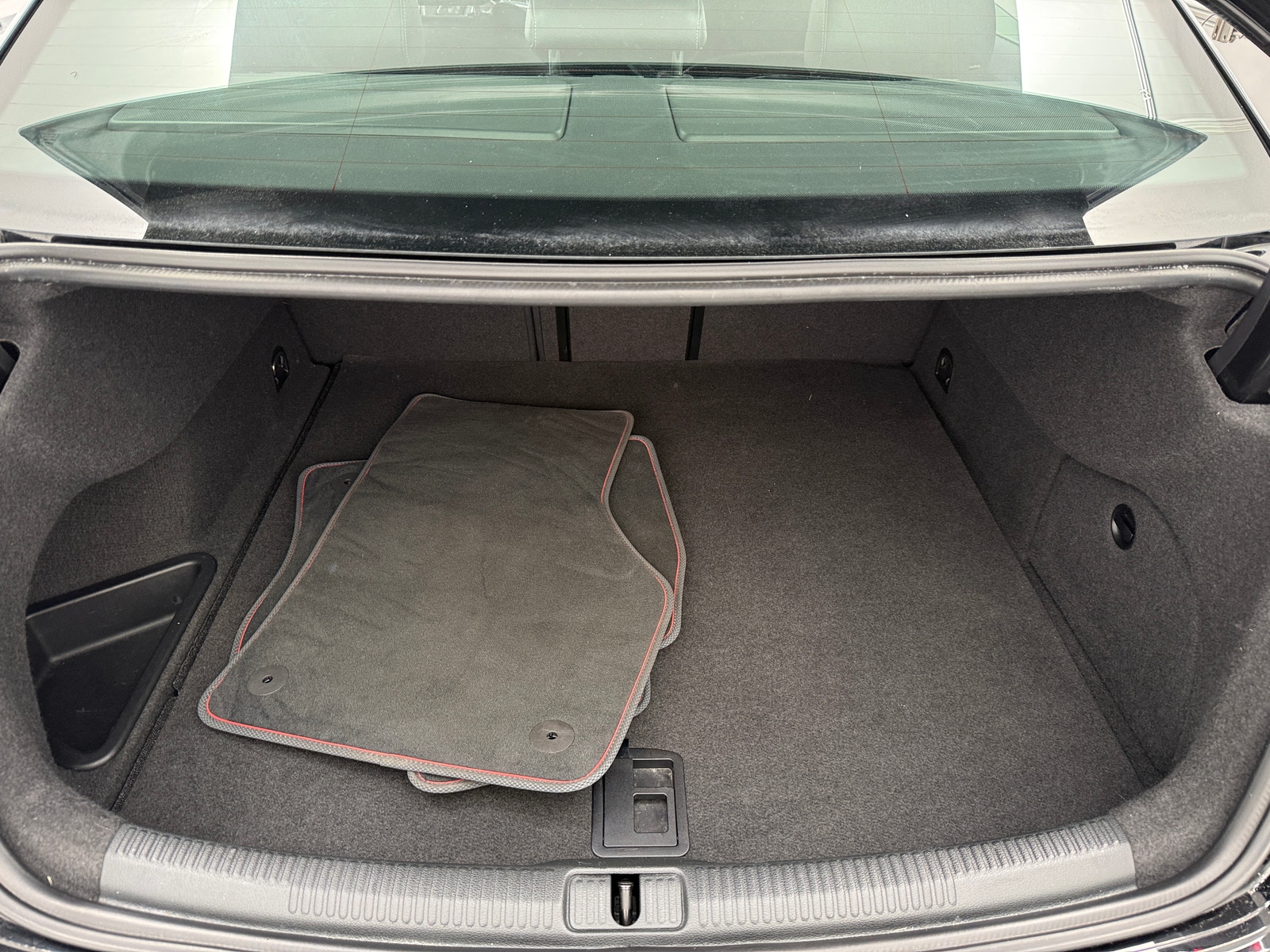 Thumbnail: 2020 Audi S3 - 6