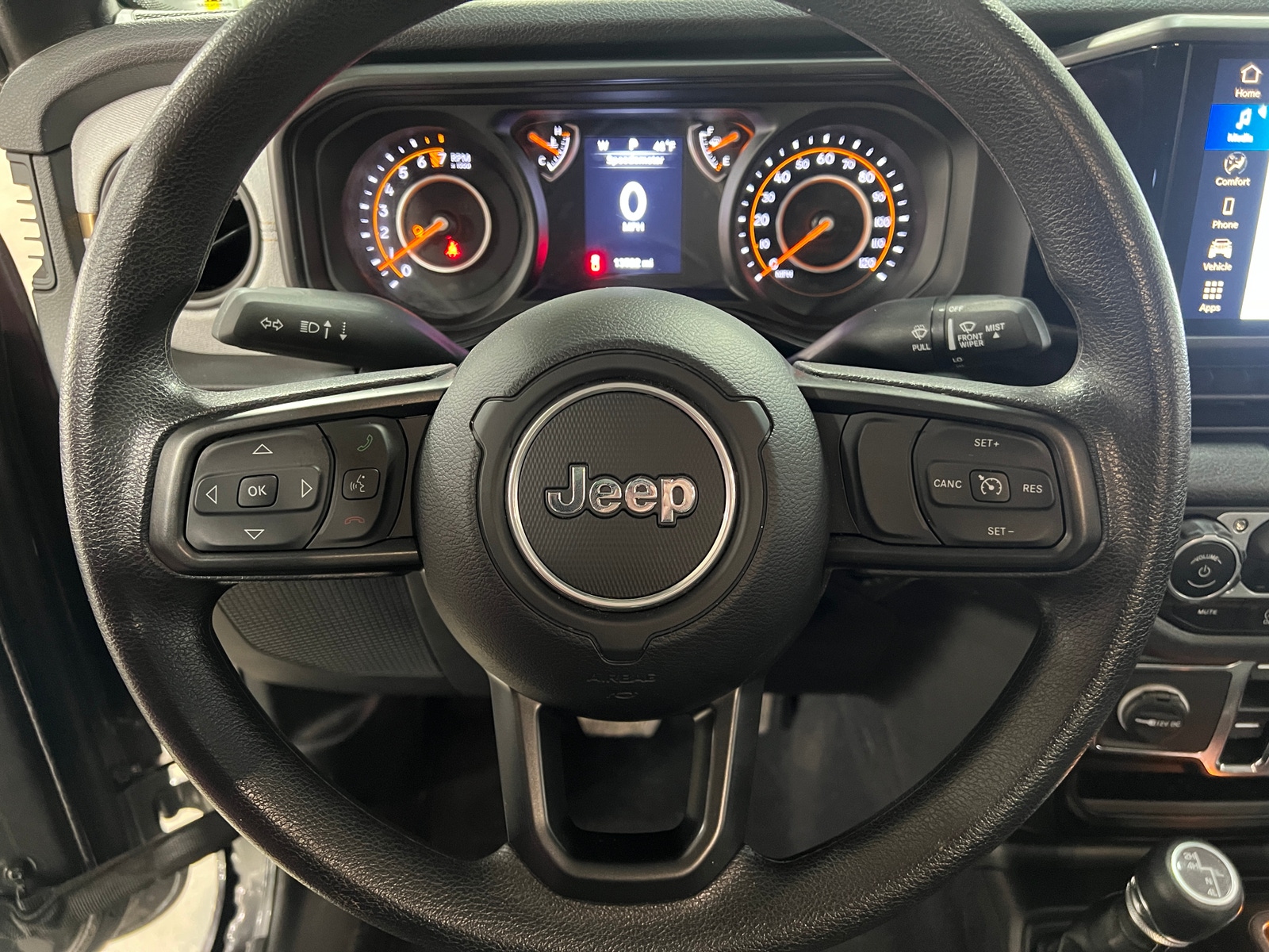 Thumbnail: 2024 Jeep Gladiator - 5