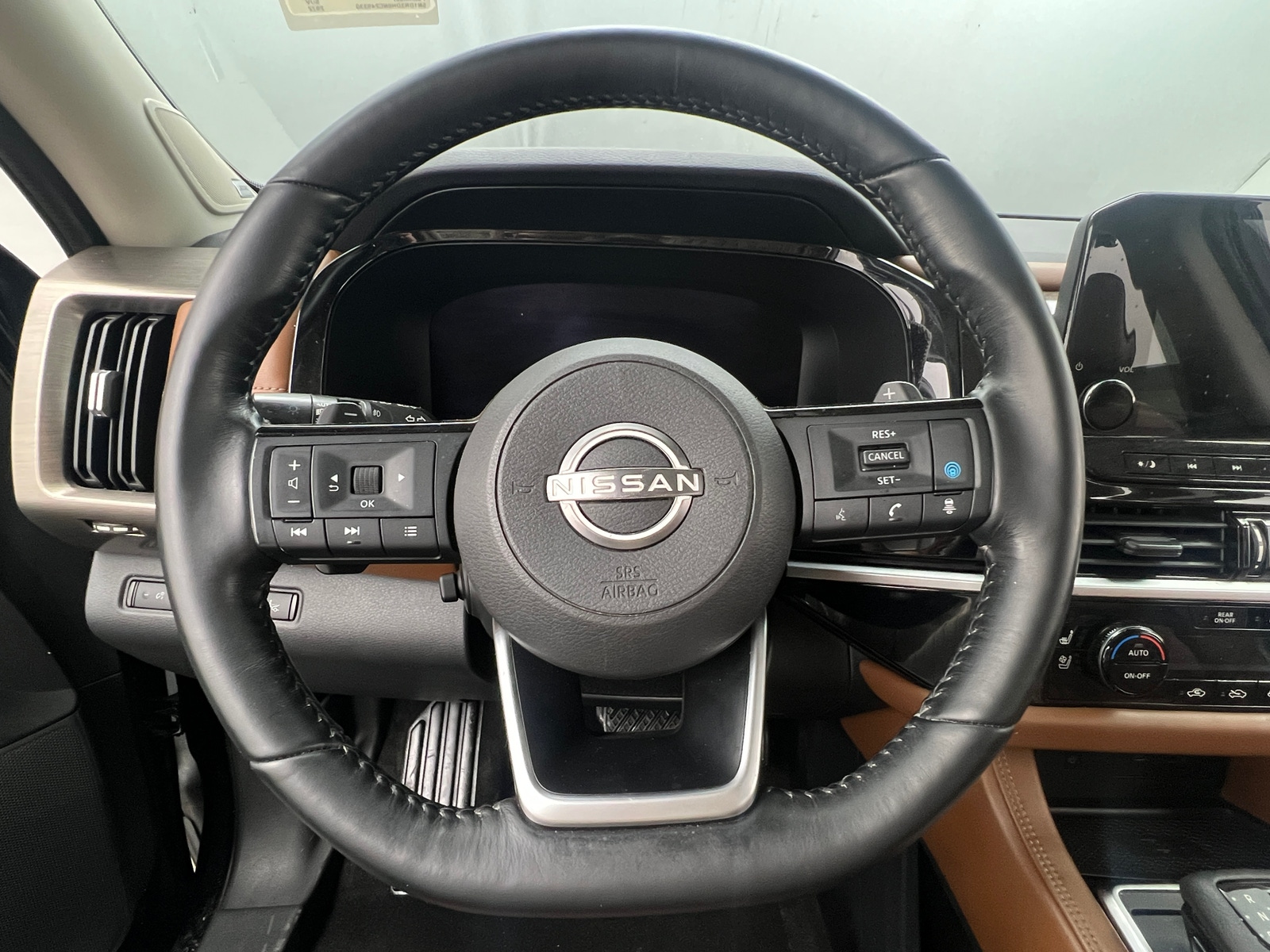 Thumbnail: 2022 Nissan Pathfinder - 4