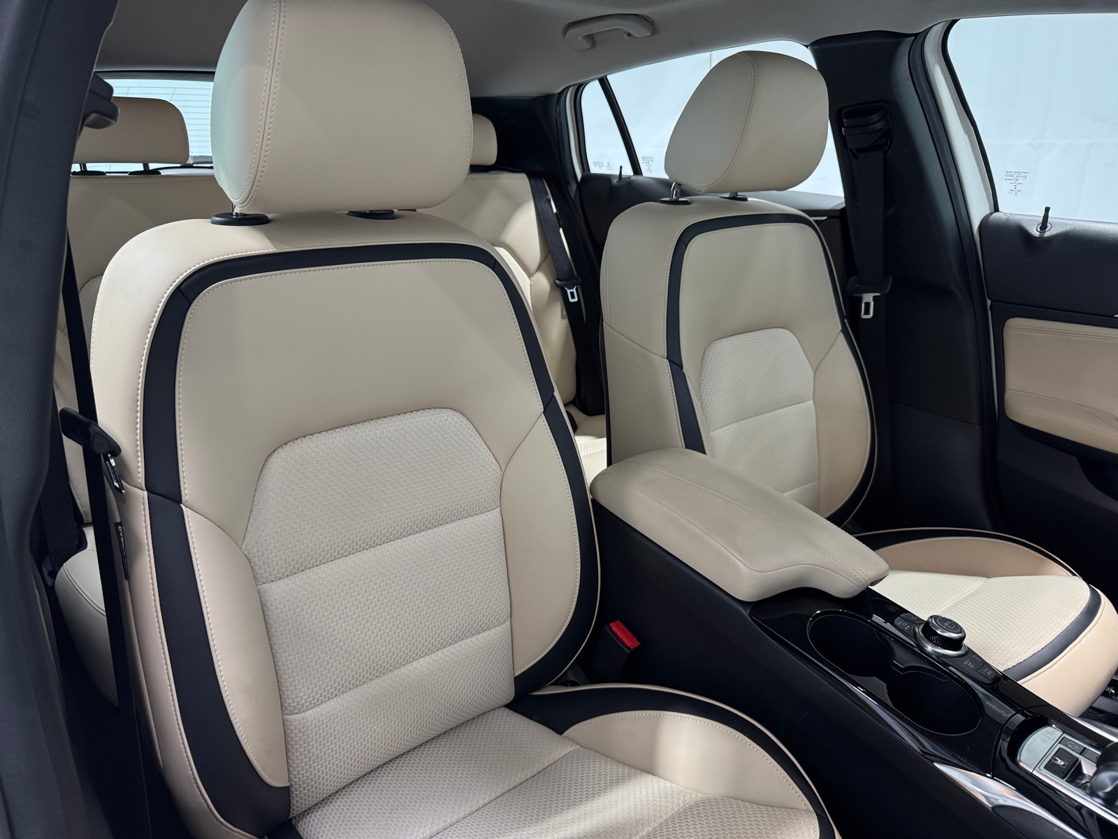 Thumbnail: 2019 INFINITI QX30 - 2