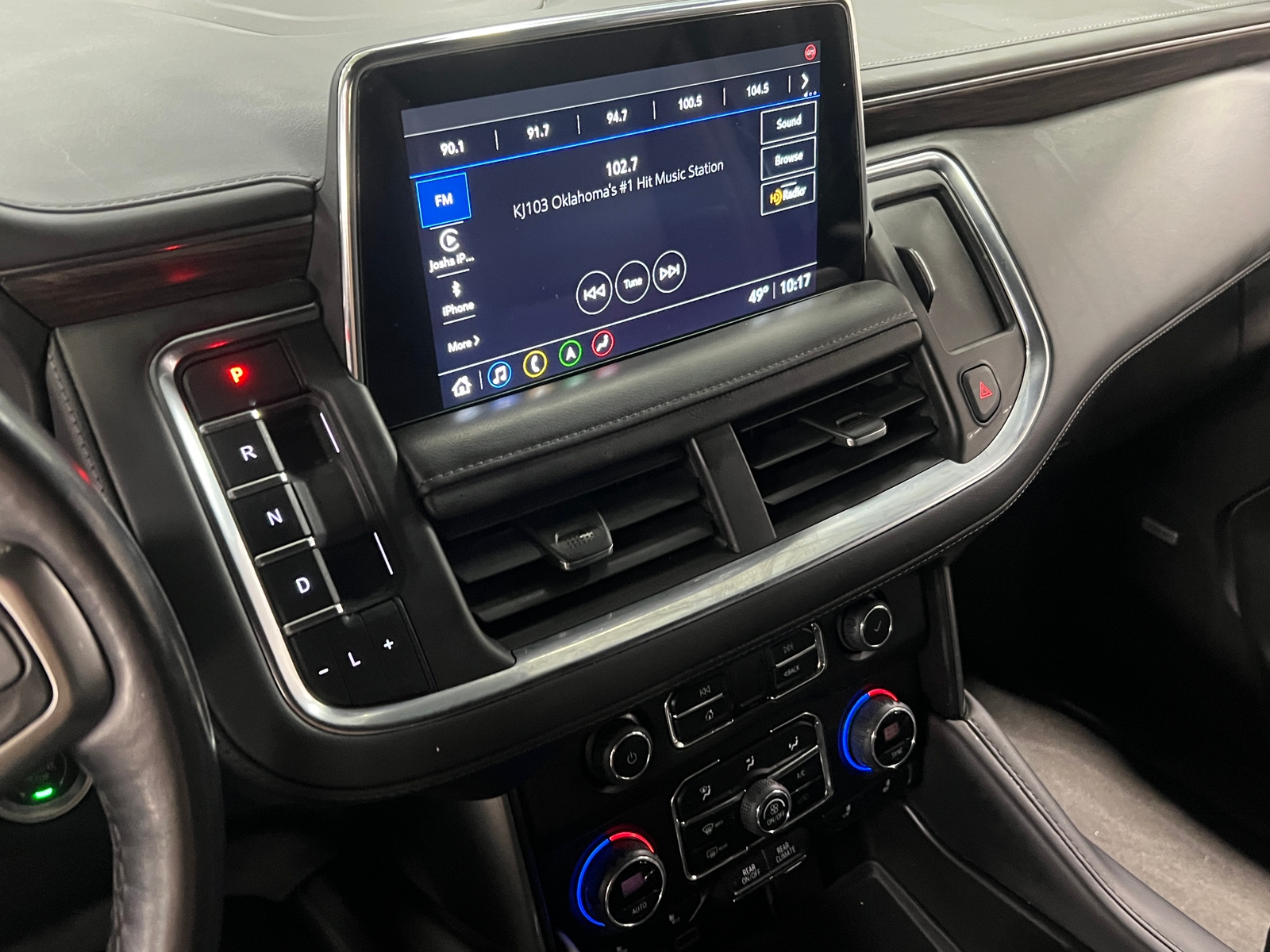 Thumbnail: 2021 Chevrolet Tahoe - 3