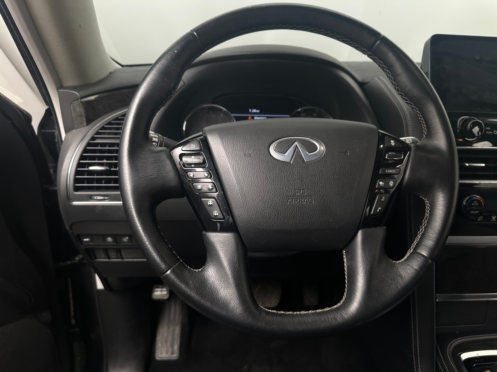 Thumbnail: 2024 INFINITI QX80 - 4