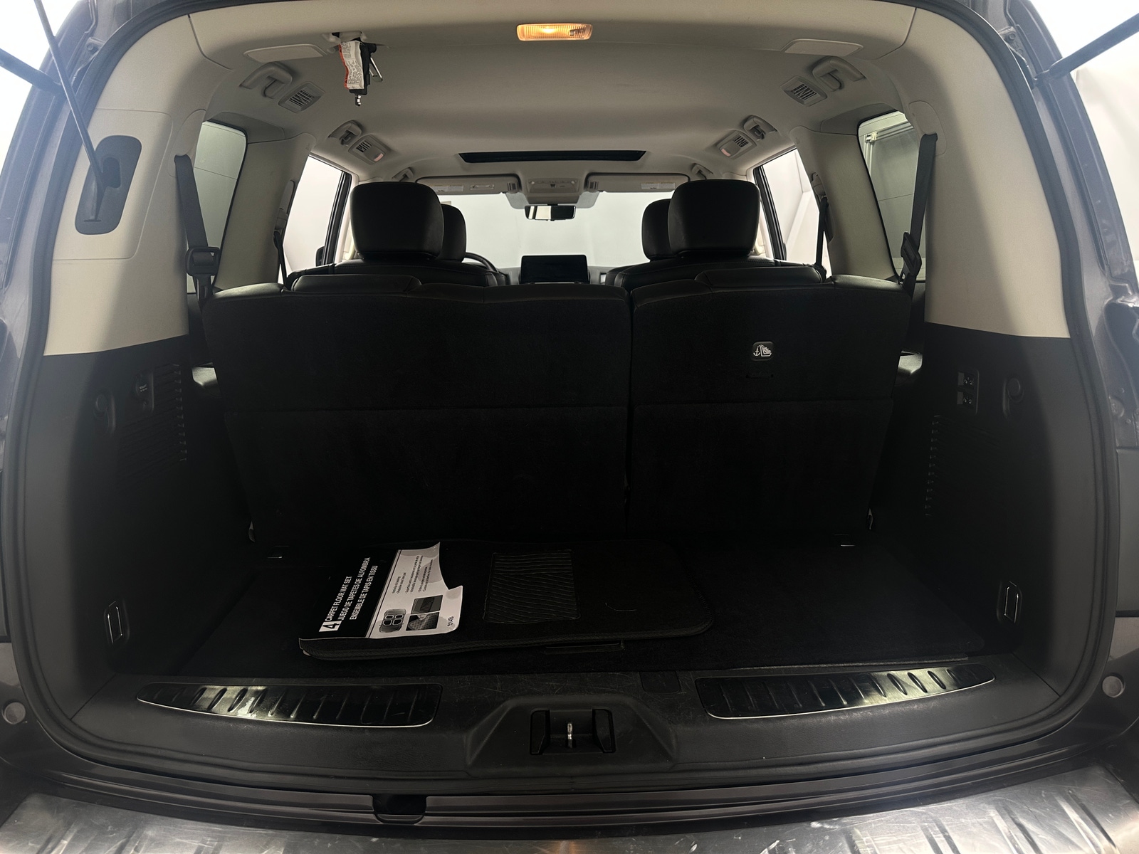 Thumbnail: 2024 INFINITI QX80 - 6