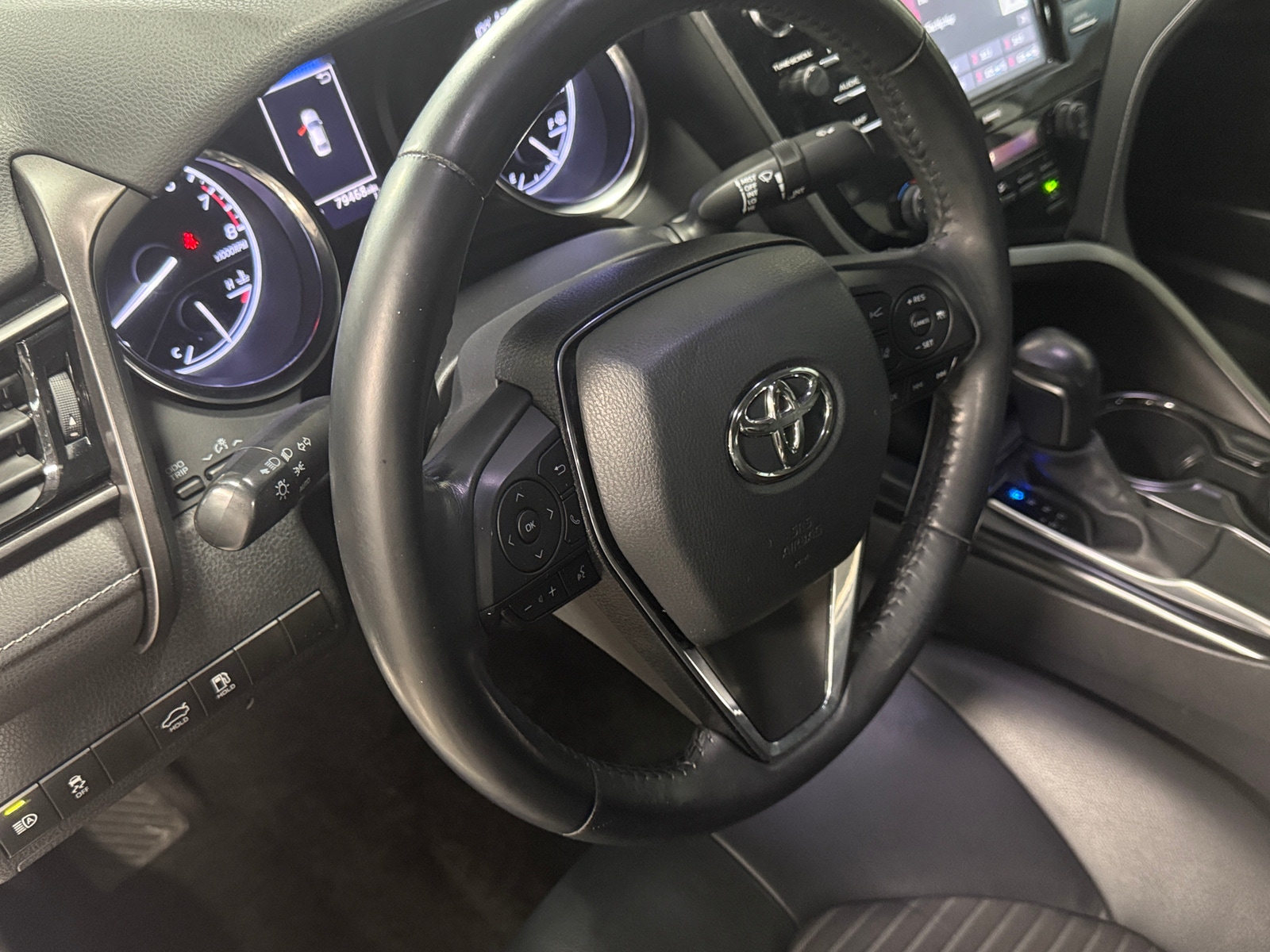 Thumbnail: 2020 Toyota Camry - 4