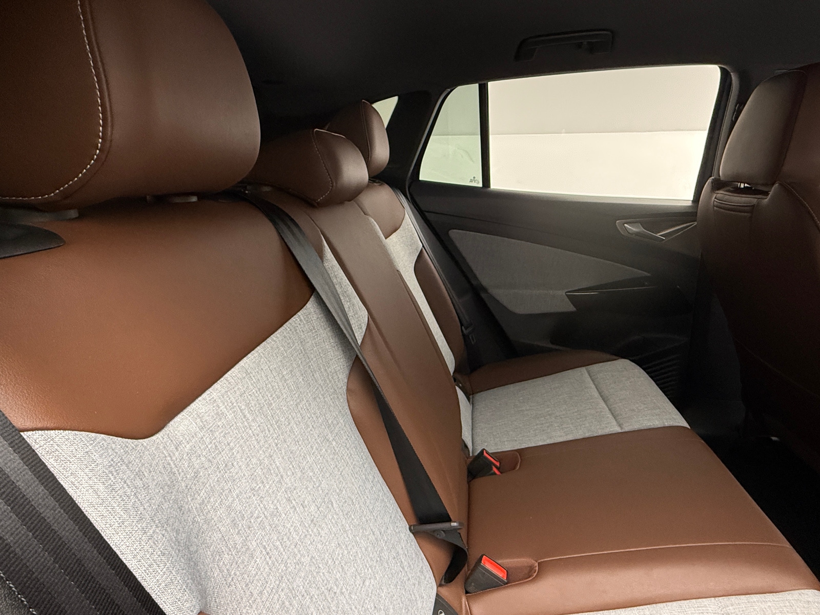 Thumbnail: 2023 Volkswagen ID.4 - 6